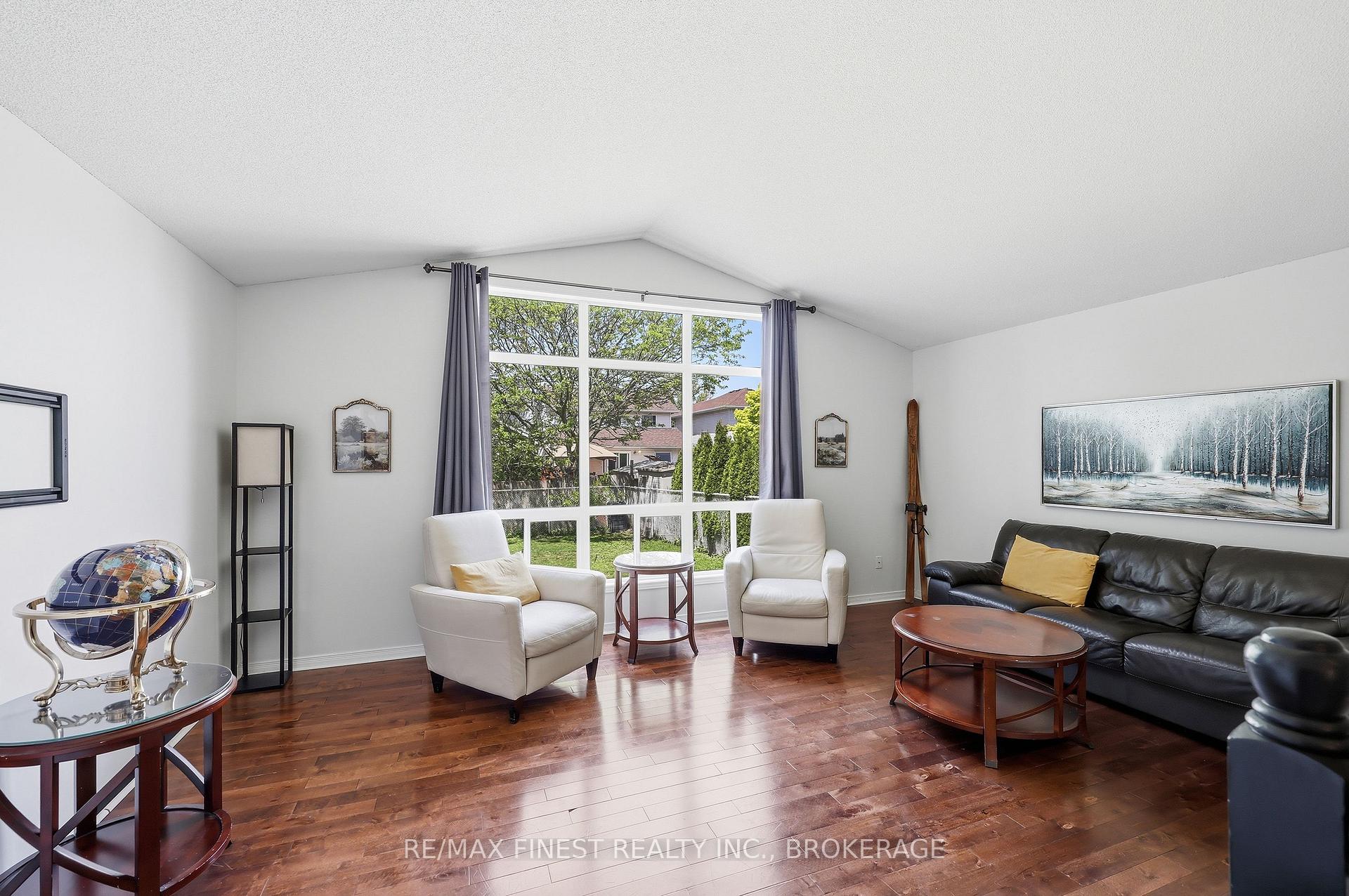 Photo 14 of 416 Fieldstone Drive, Kingston, Kingston East (Incl Barret Crt) — HOMEH