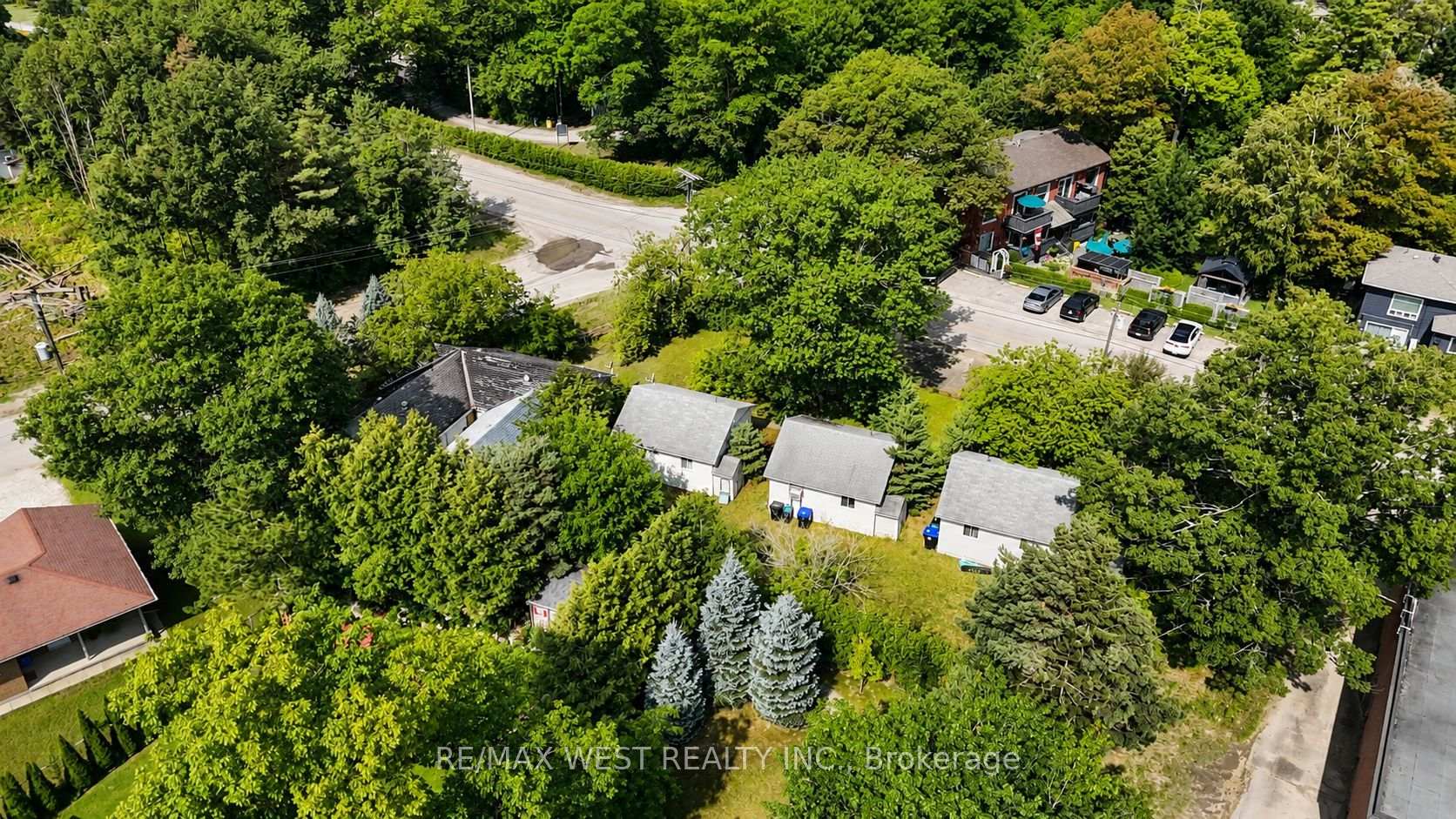 Photo 1 of 195 Dunkerron Avenue, Wasaga Beach — HOMEH