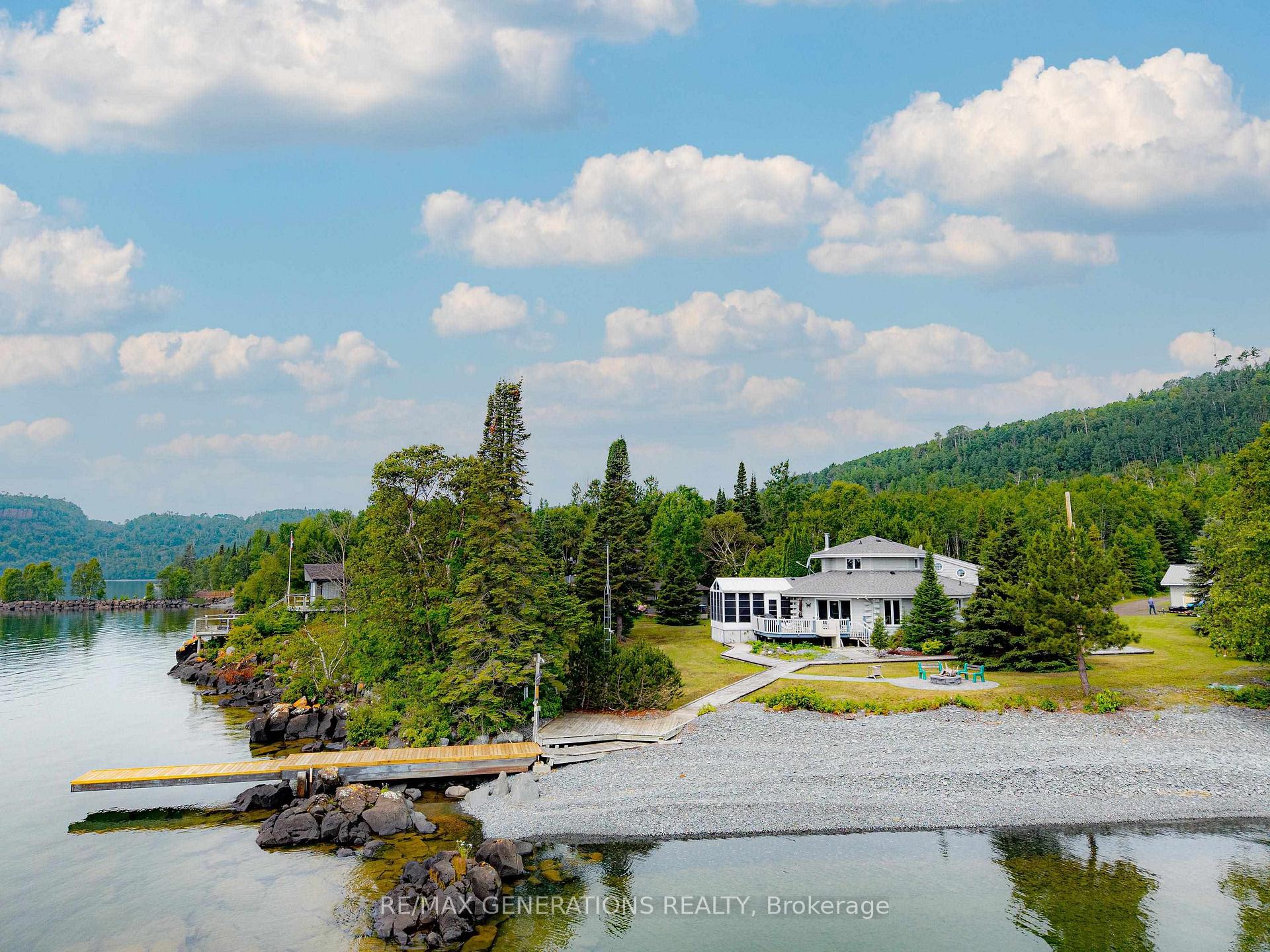 Photo 9 of 106 Island Avenue, Neebing, Blake — HOMEH