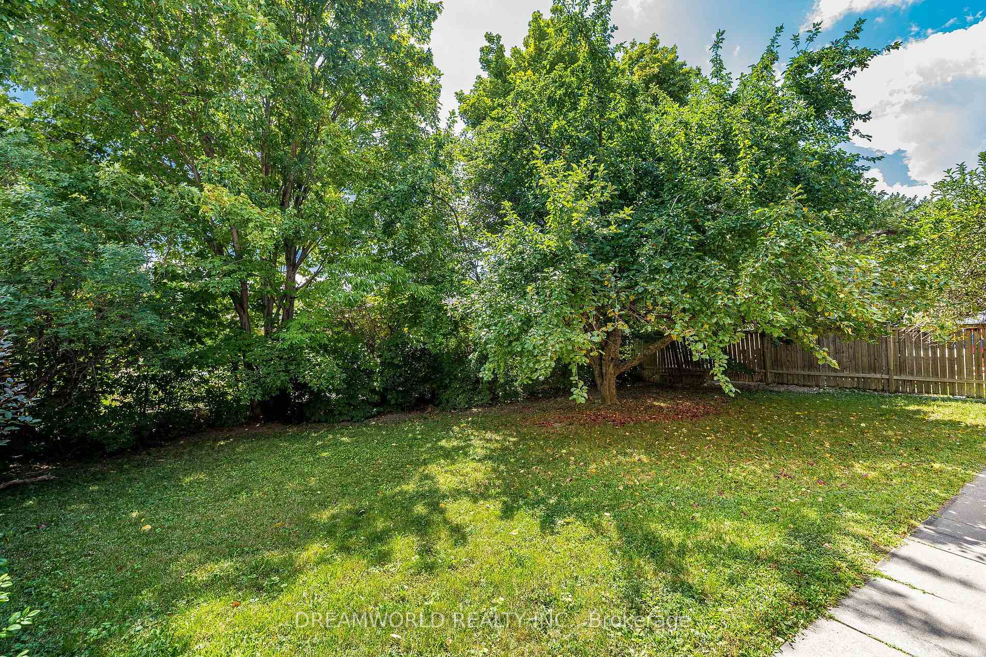 Photo 47 of 199 Grandravine Drive, North York, York University Heights — HOMEH