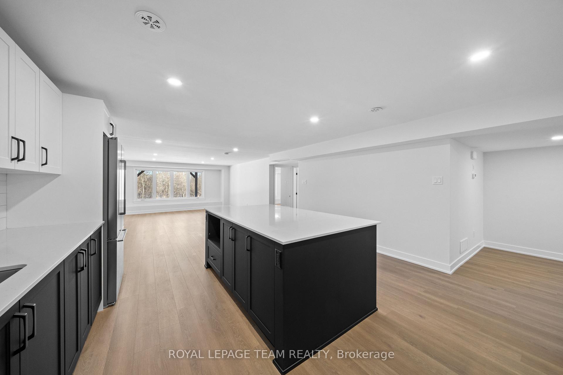 Photo 11 of Unit 2, 1124 Moore Street, Brockville, Brockville — HOMEH