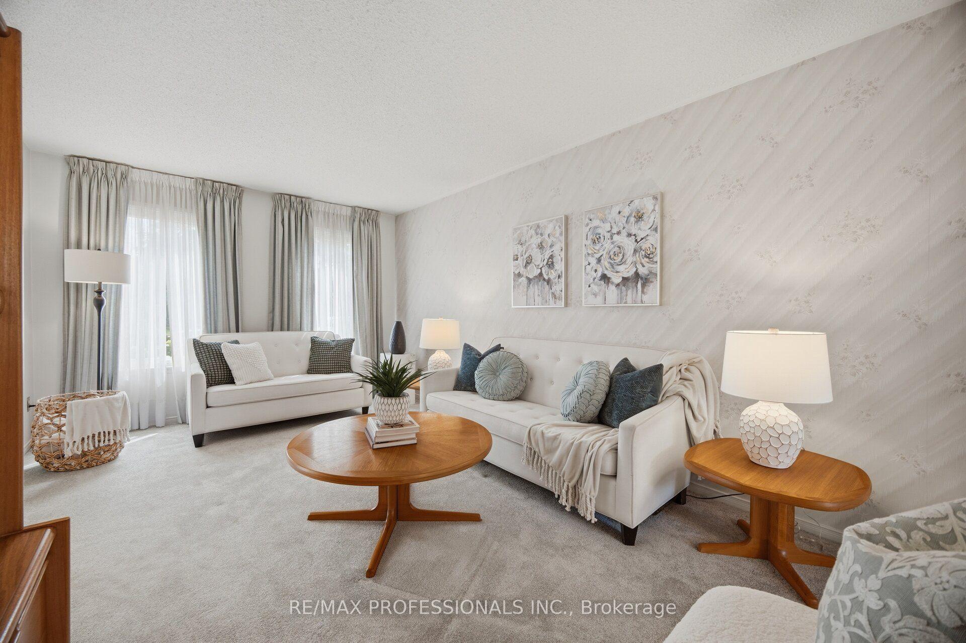 Photo 8 of 14 Laura Court, Brampton, Westgate — HOMEH