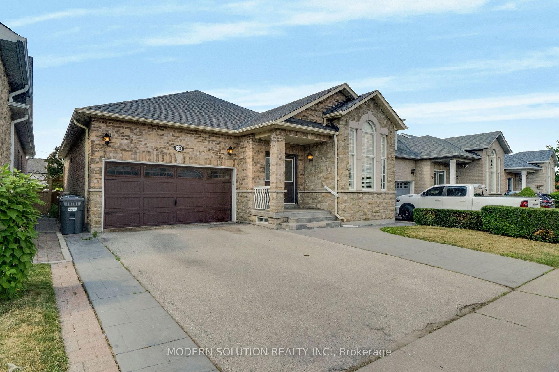 Photo 2 of 53 Ellwood Drive W, Caledon, Bolton West — HOMEH