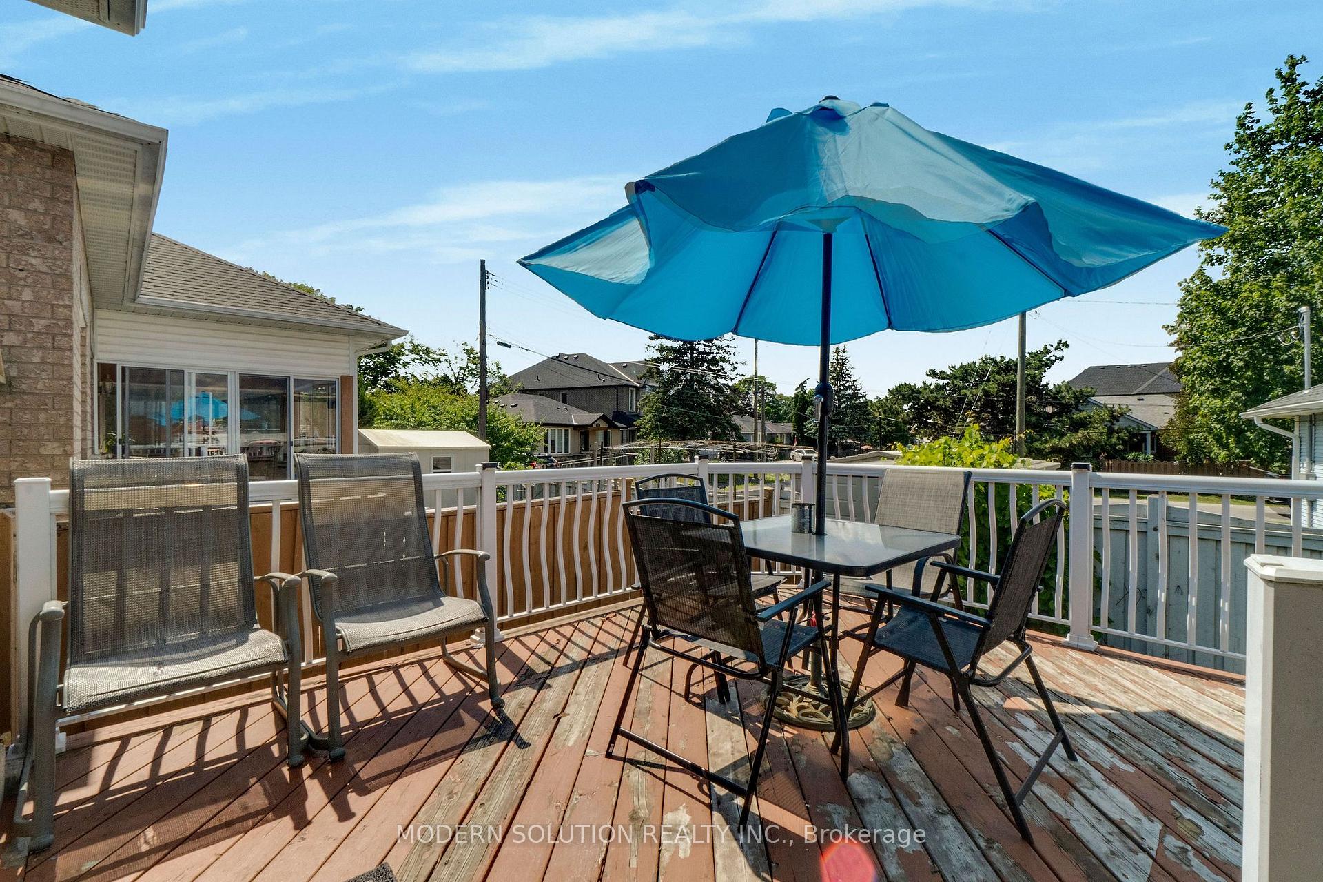 Photo 41 of 53 Ellwood Drive W, Caledon, Bolton West — HOMEH
