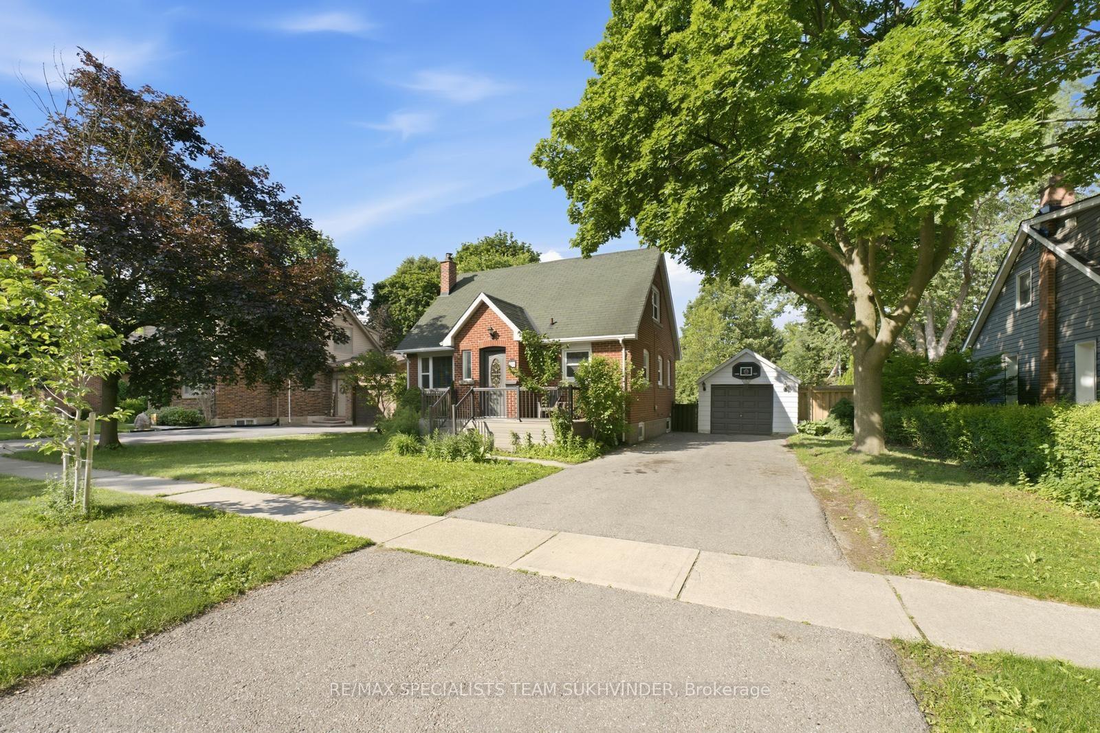 Photo 5 of 156 Mill Street, Brampton, Brampton South — HOMEH