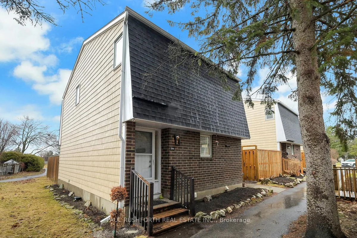 Photo 6 of 244 Salter Crescent, Ottawa, Kanata - Beaverbrook — HOMEH