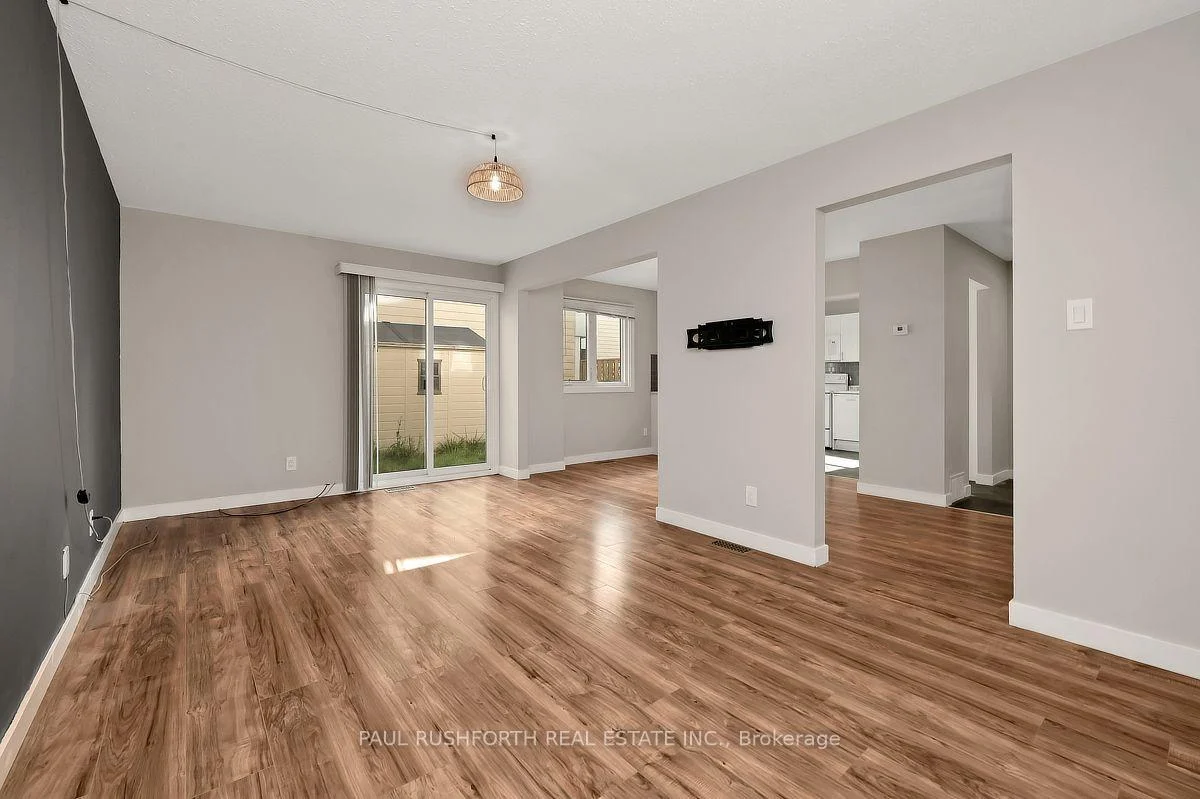 Photo 14 of 244 Salter Crescent, Ottawa, Kanata - Beaverbrook — HOMEH