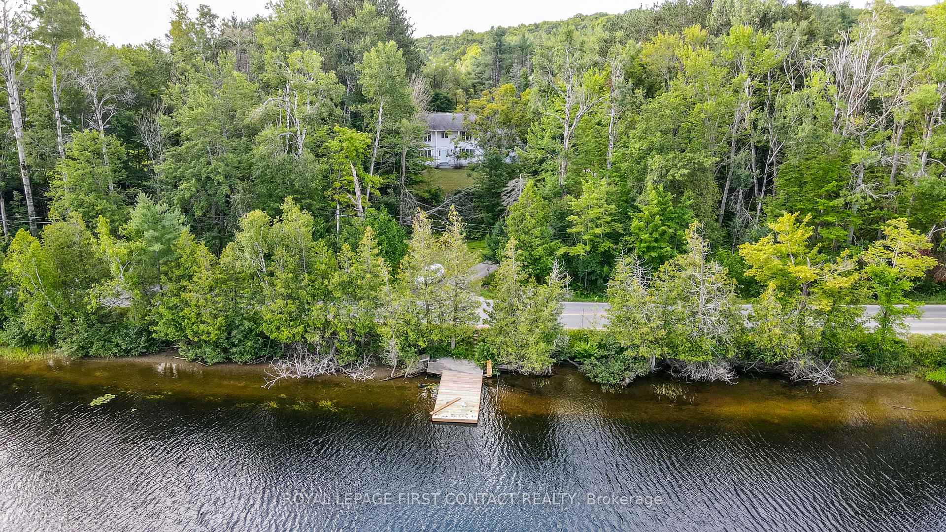 Photo 3 of 428 Beaumont Drive, Bracebridge, Muskoka (N) — HOMEH