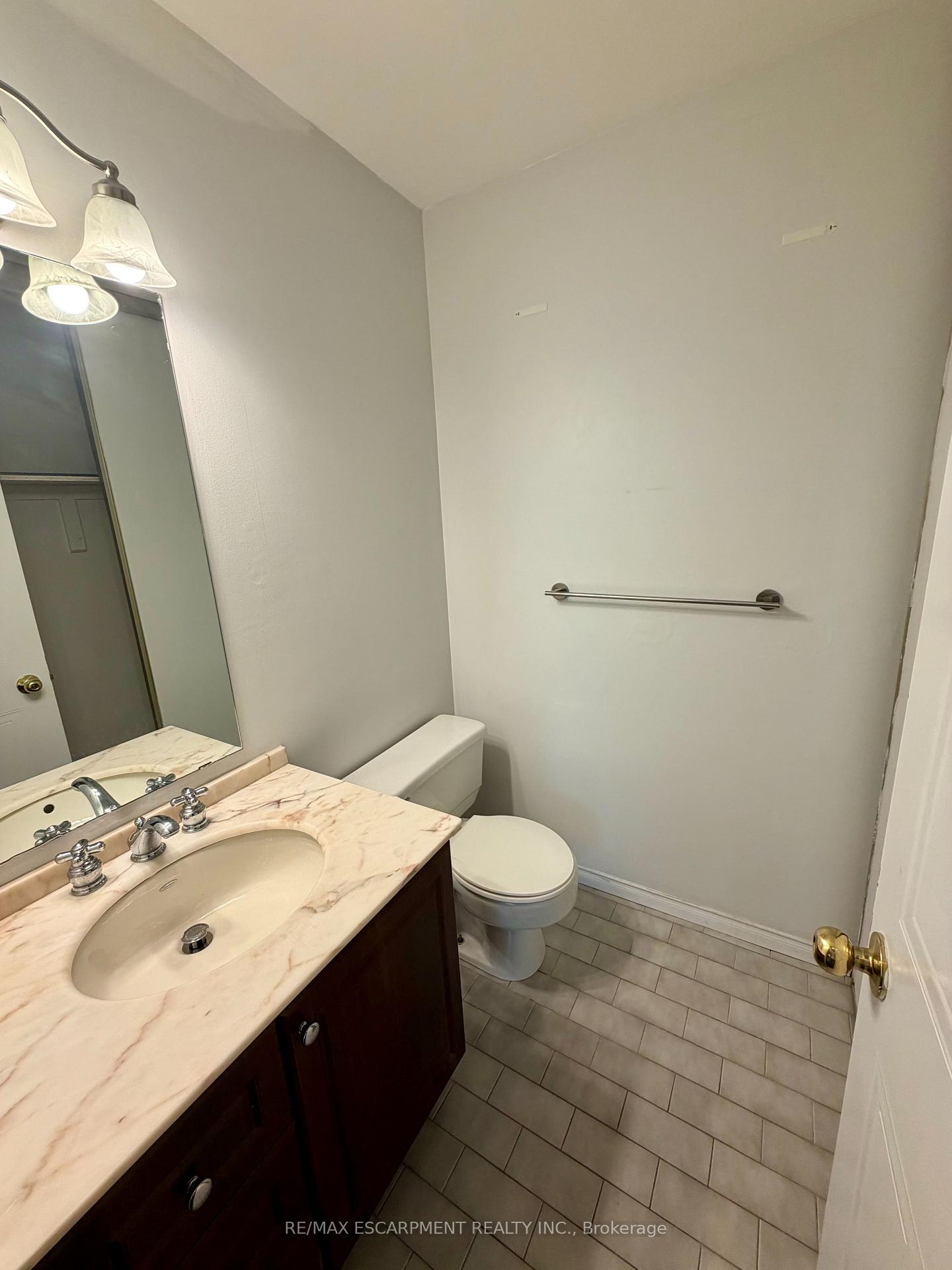 Photo 22 of Unit 103, 1270 Maple Crossing Boulevard E, Burlington, Brant — HOMEH