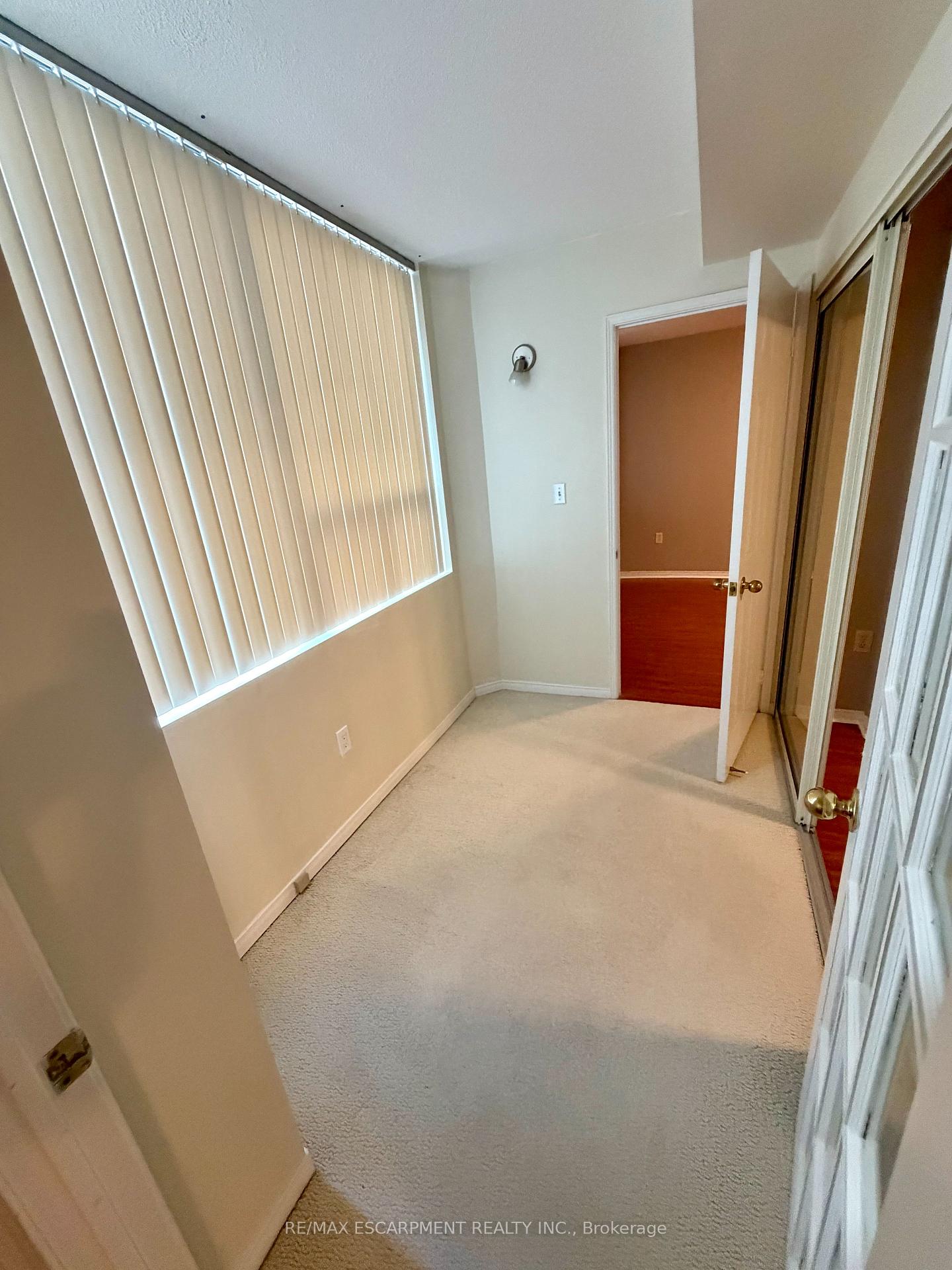 Photo 23 of Unit 103, 1270 Maple Crossing Boulevard E, Burlington, Brant — HOMEH