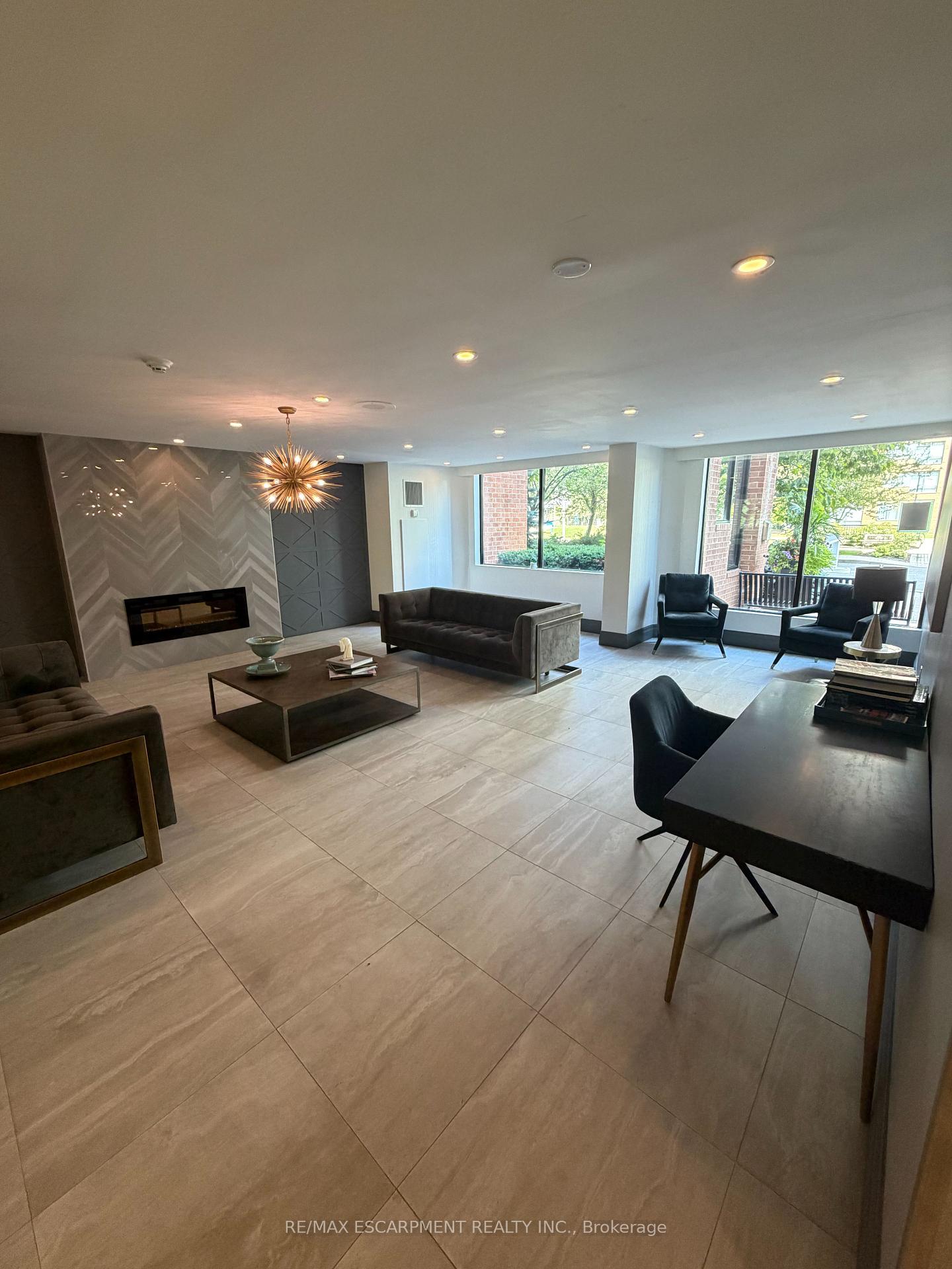 Photo 26 of Unit 103, 1270 Maple Crossing Boulevard E, Burlington, Brant — HOMEH