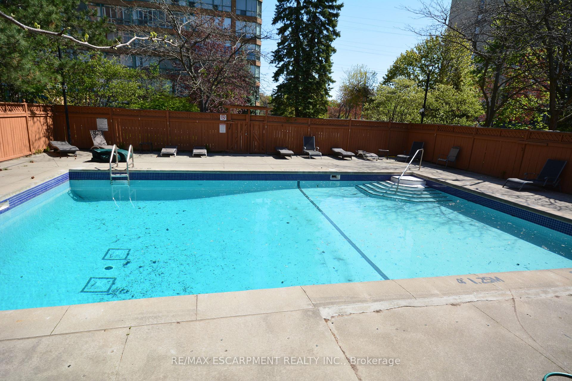 Photo 39 of Unit 103, 1270 Maple Crossing Boulevard E, Burlington, Brant — HOMEH