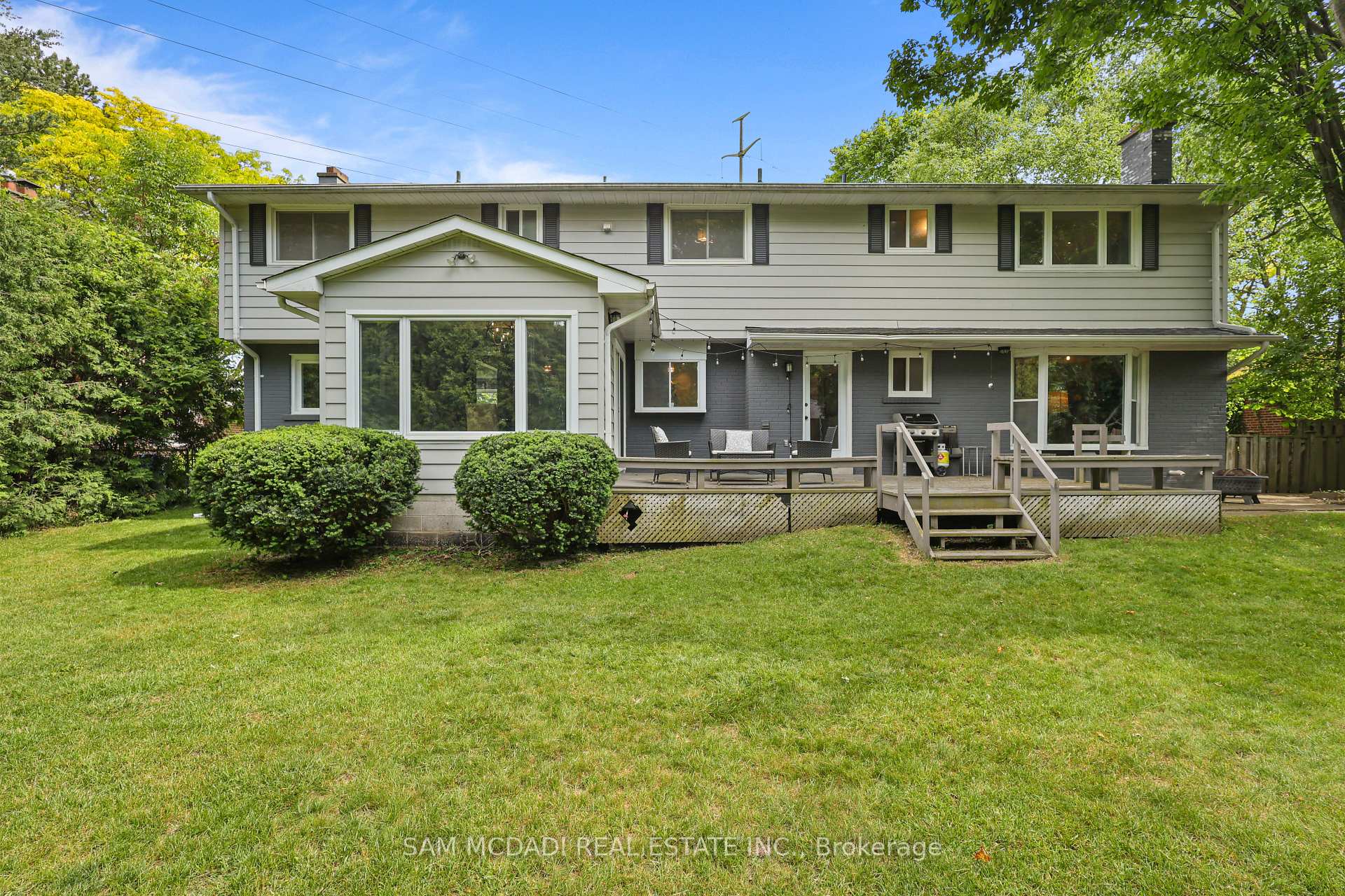 Photo 37 of 1449 Truscott Drive, Mississauga, Lorne Park — HOMEH