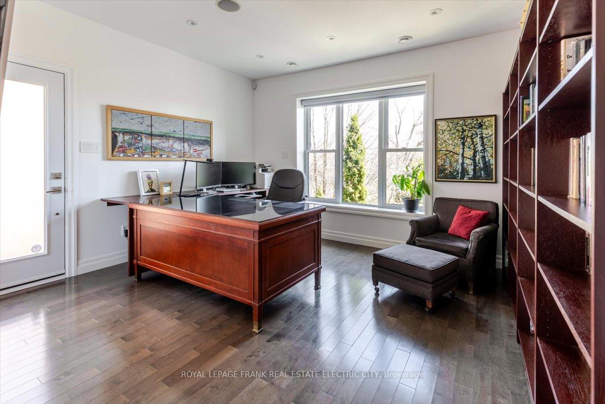 Photo 30 of 509 Homewood Avenue, Peterborough, Town Ward 3 — HOMEH