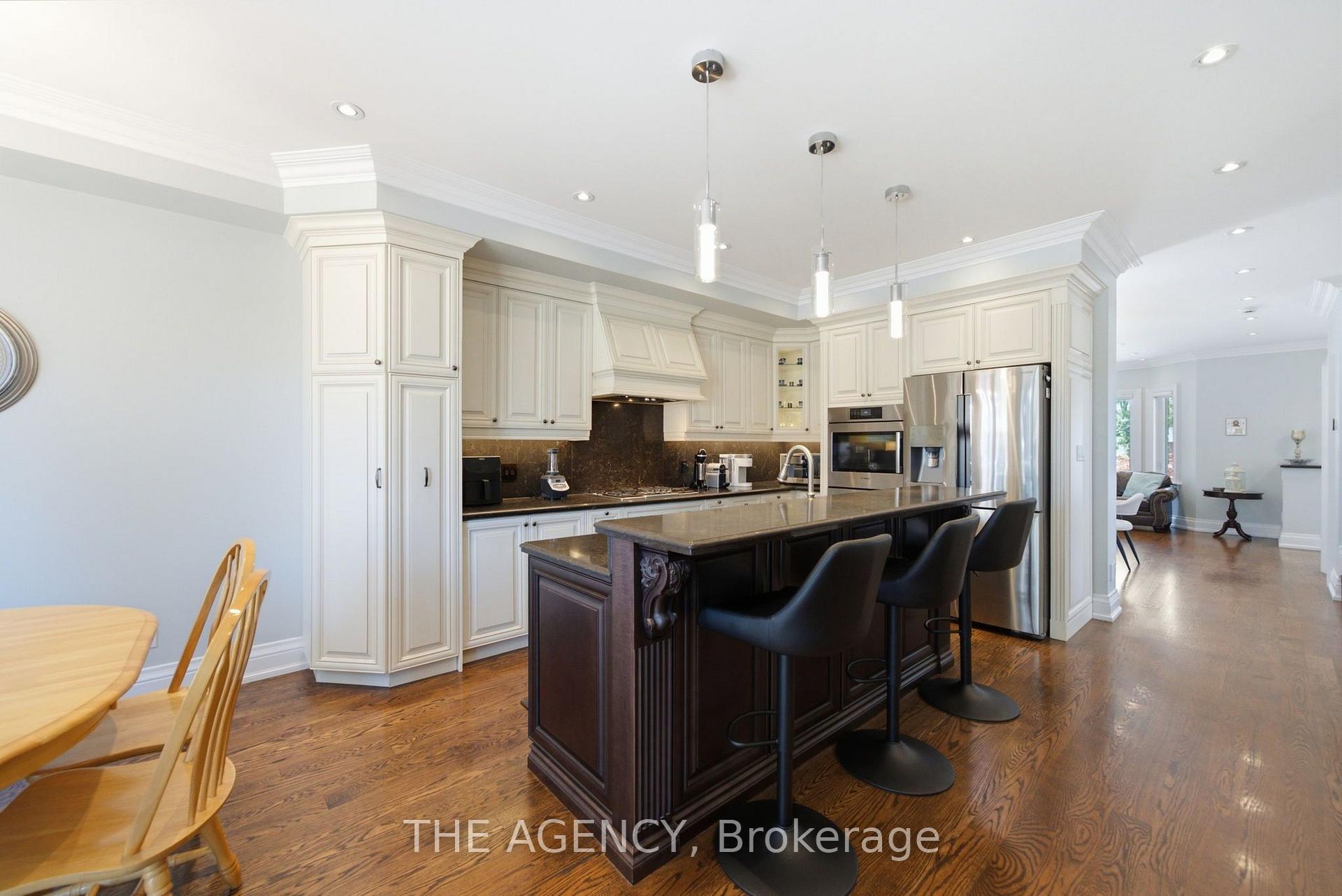 Photo 17 of 11 Northbrook Road, Toronto, East York — HOMEH