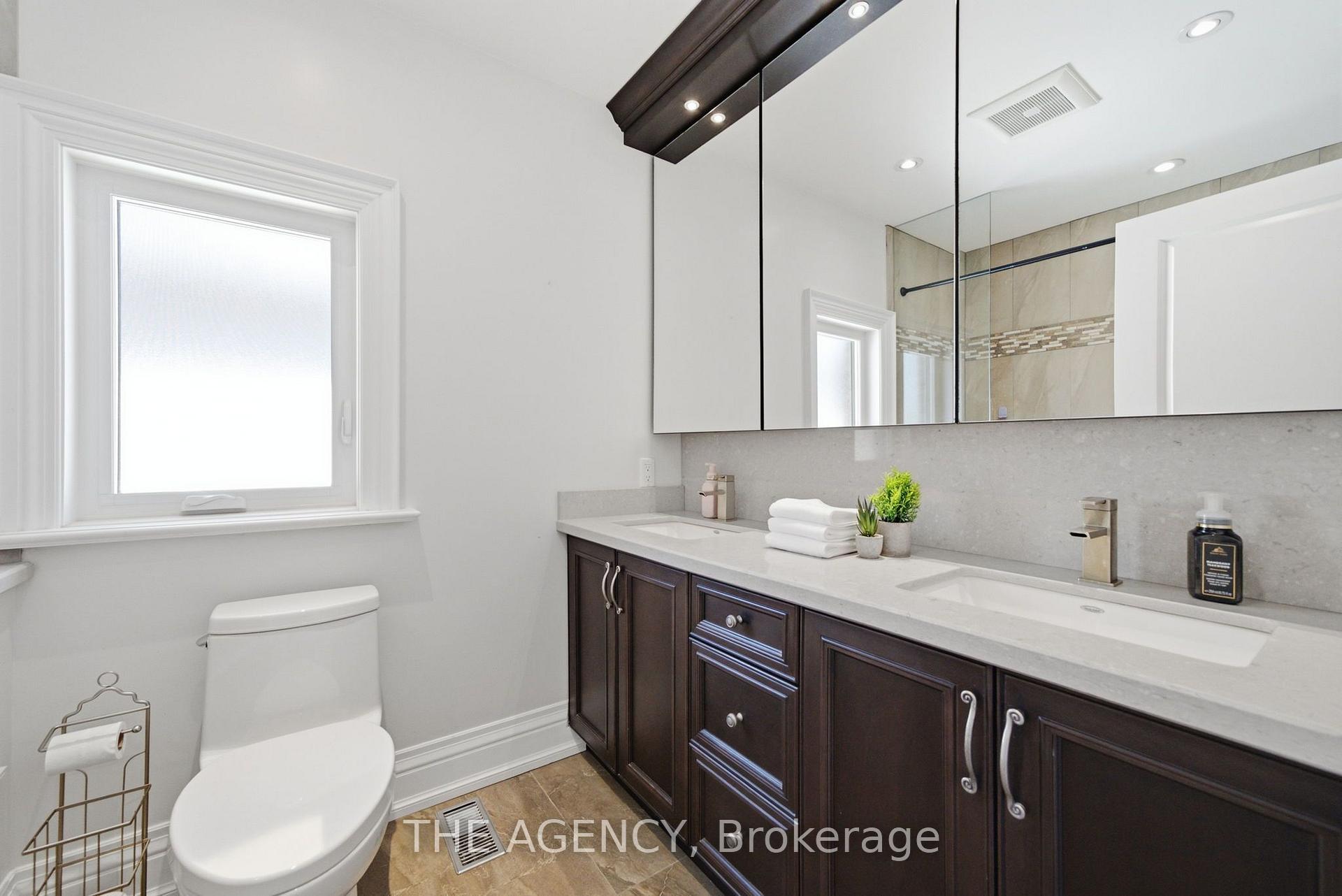 Photo 22 of 11 Northbrook Road, Toronto, East York — HOMEH