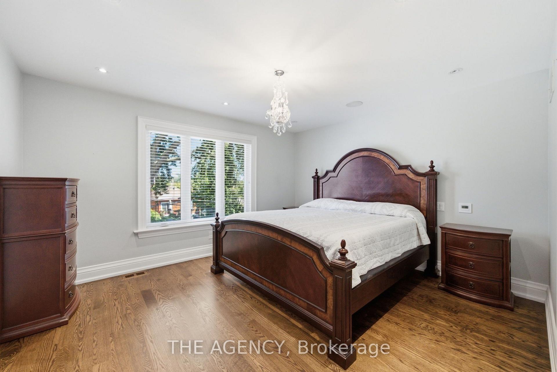 Photo 24 of 11 Northbrook Road, Toronto, East York — HOMEH