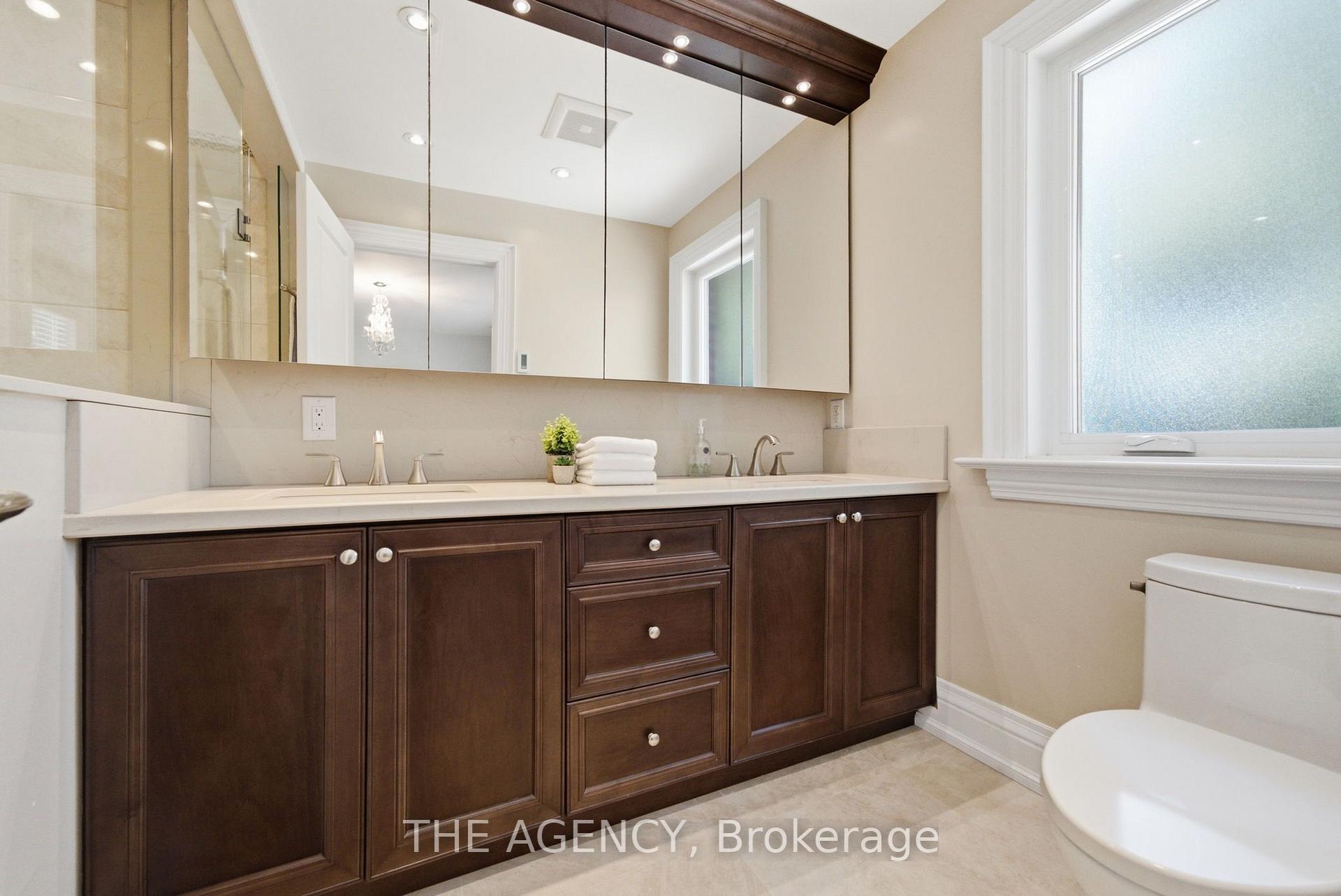 Photo 27 of 11 Northbrook Road, Toronto, East York — HOMEH