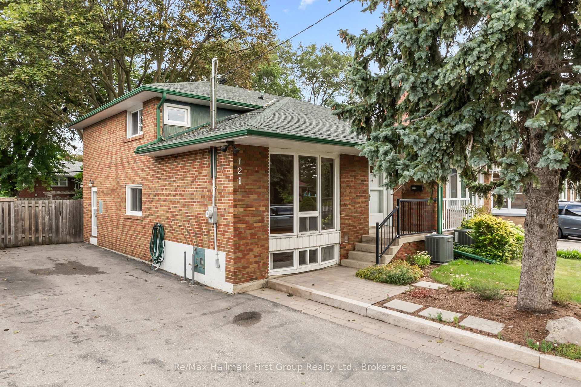 Front of 121 Roywood Drive