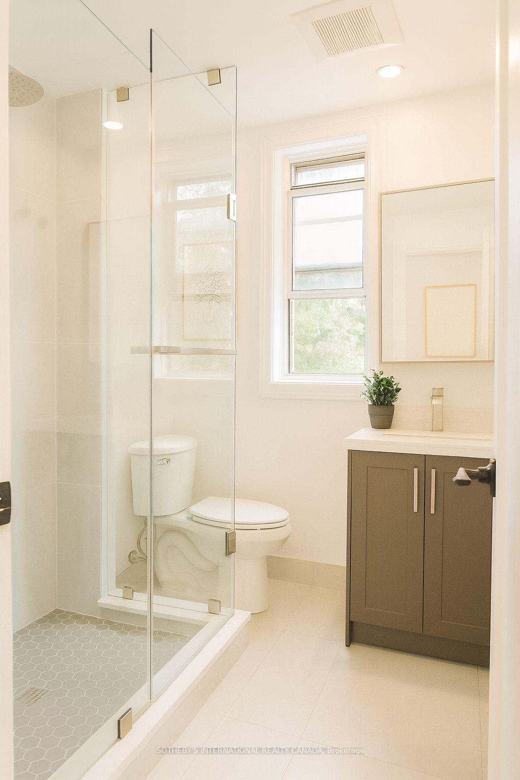 Photo 5 of Unit Upper, 1026 Queen Street, Toronto, South Riverdale — HOMEH