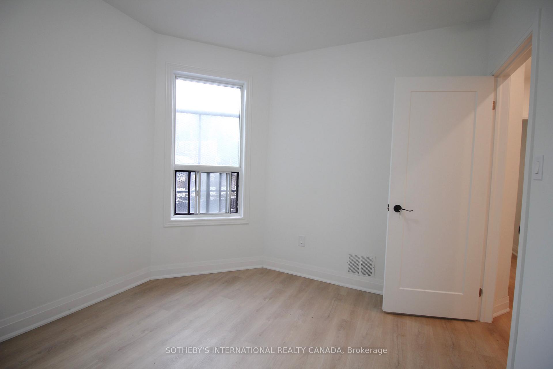 Photo 11 of Unit Upper, 1026 Queen Street, Toronto, South Riverdale — HOMEH