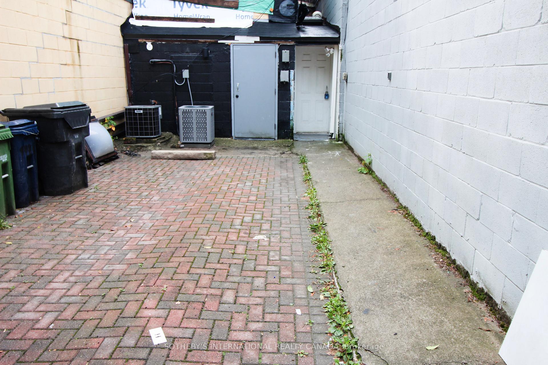 Photo 20 of Unit Upper, 1026 Queen Street, Toronto, South Riverdale — HOMEH