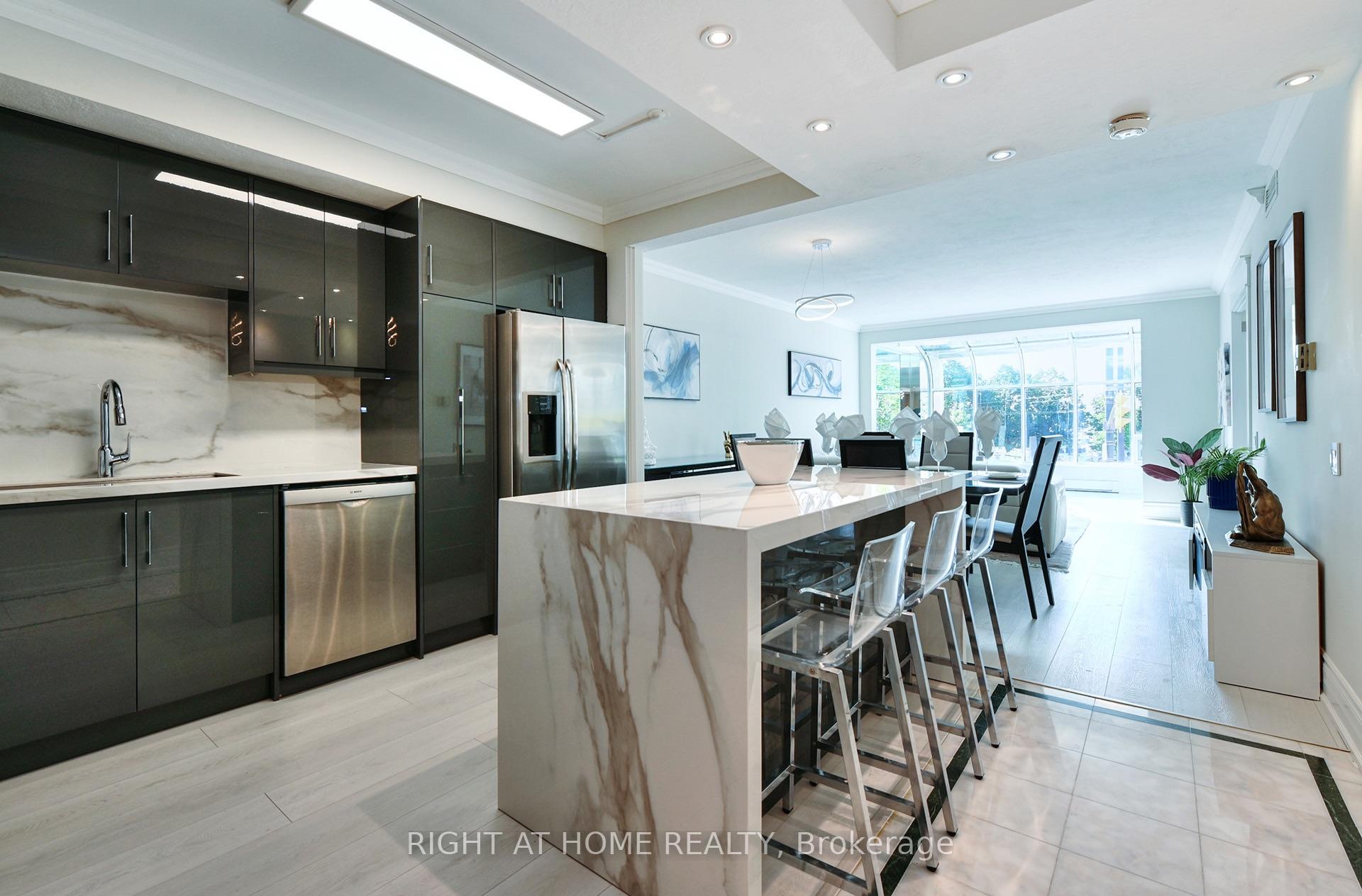 Photo 3 of Unit 202E, 460 Queens Quay W, Toronto, Waterfront Communities — HOMEH