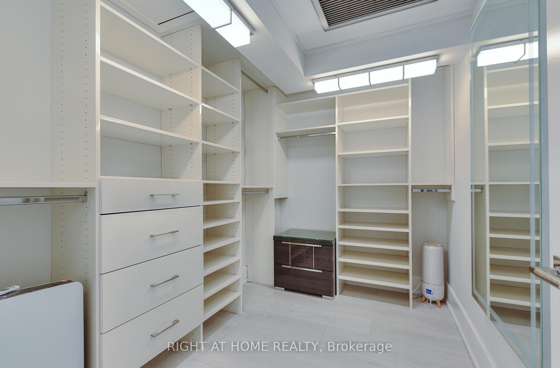 Photo 14 of Unit 202E, 460 Queens Quay W, Toronto, Waterfront Communities — HOMEH