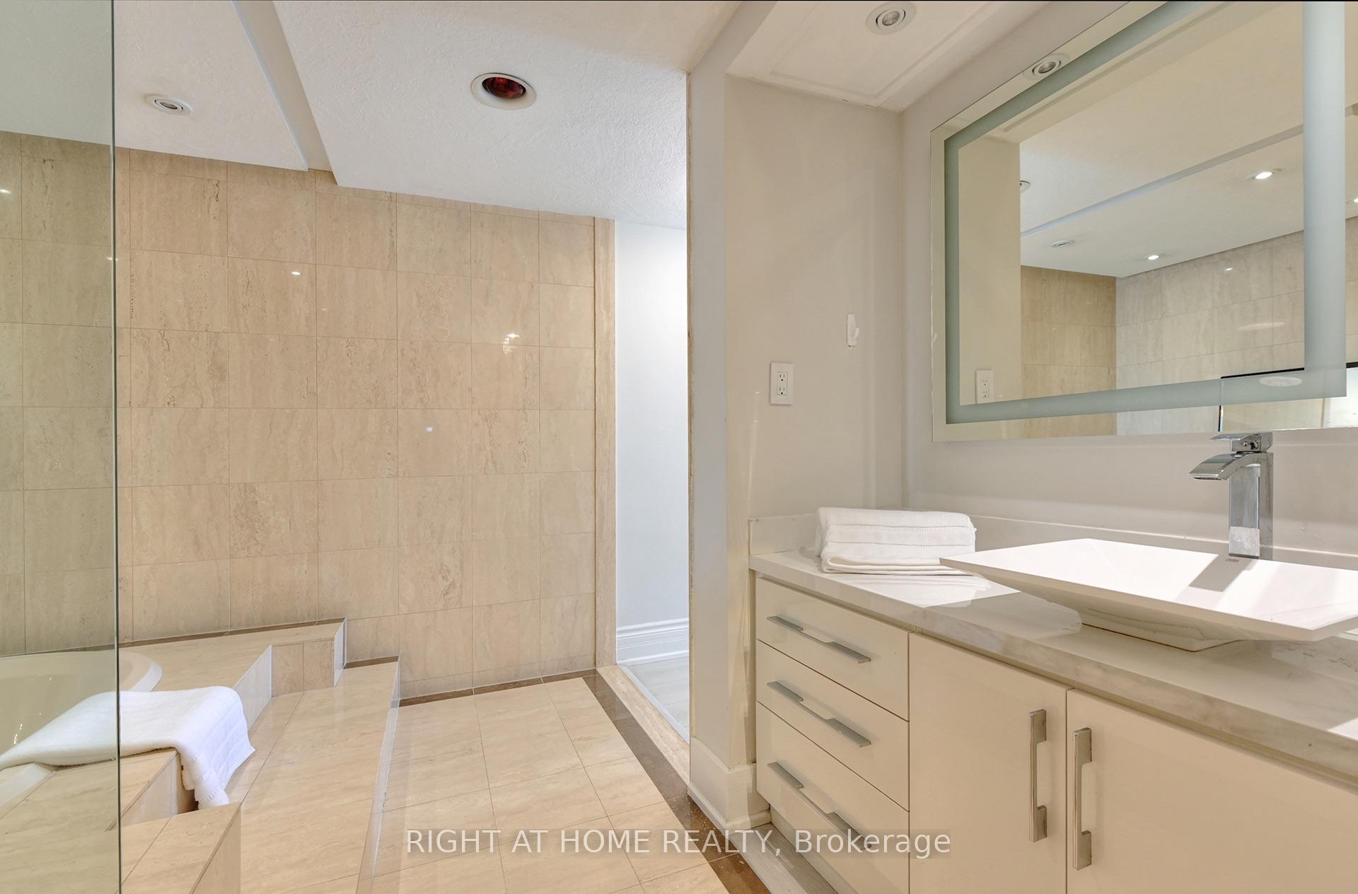 Photo 16 of Unit 202E, 460 Queens Quay W, Toronto, Waterfront Communities — HOMEH
