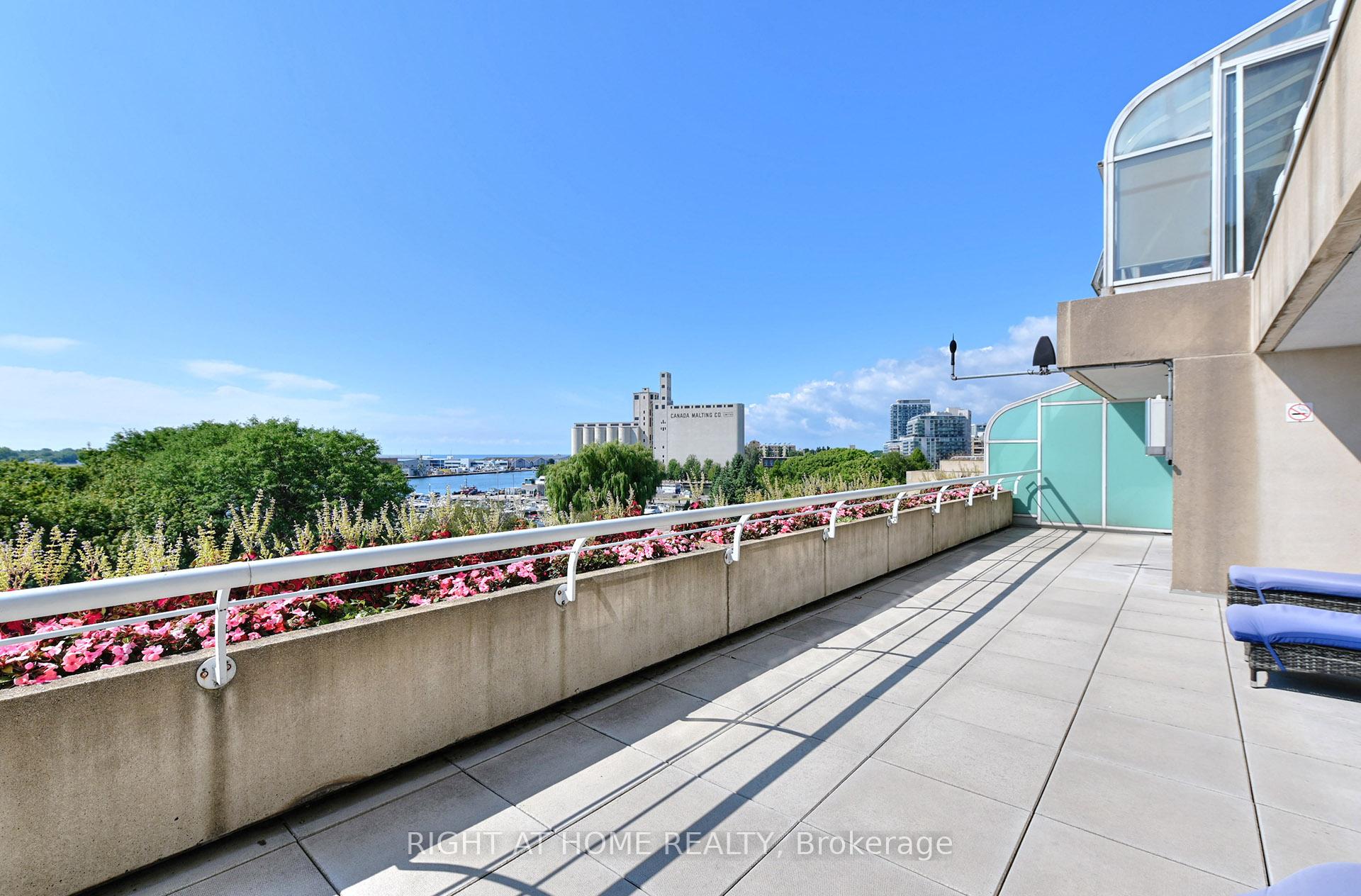 Photo 24 of Unit 202E, 460 Queens Quay W, Toronto, Waterfront Communities — HOMEH