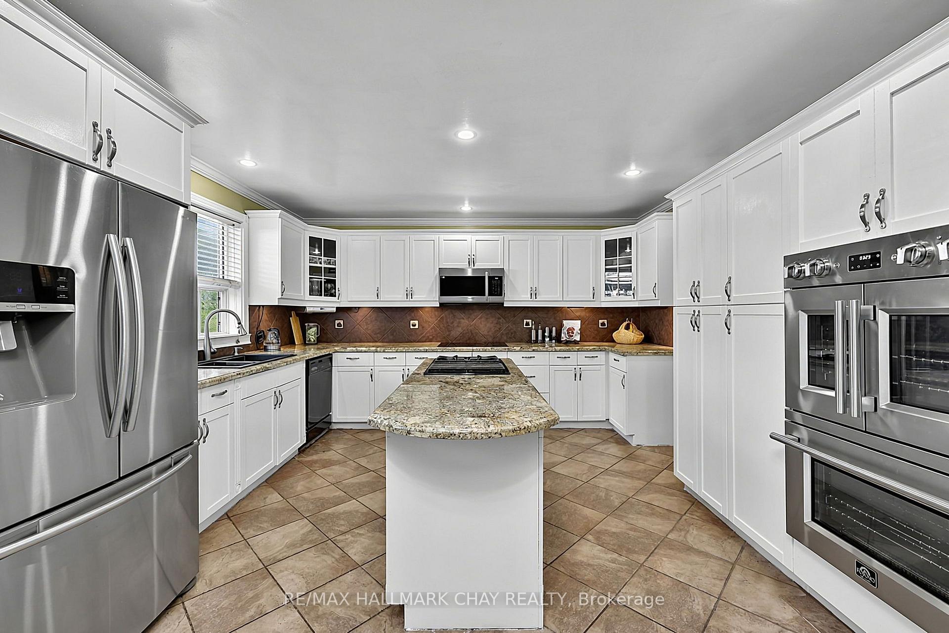 Photo 13 of 31 Hillside Drive, Georgian Bay, Baxter — HOMEH