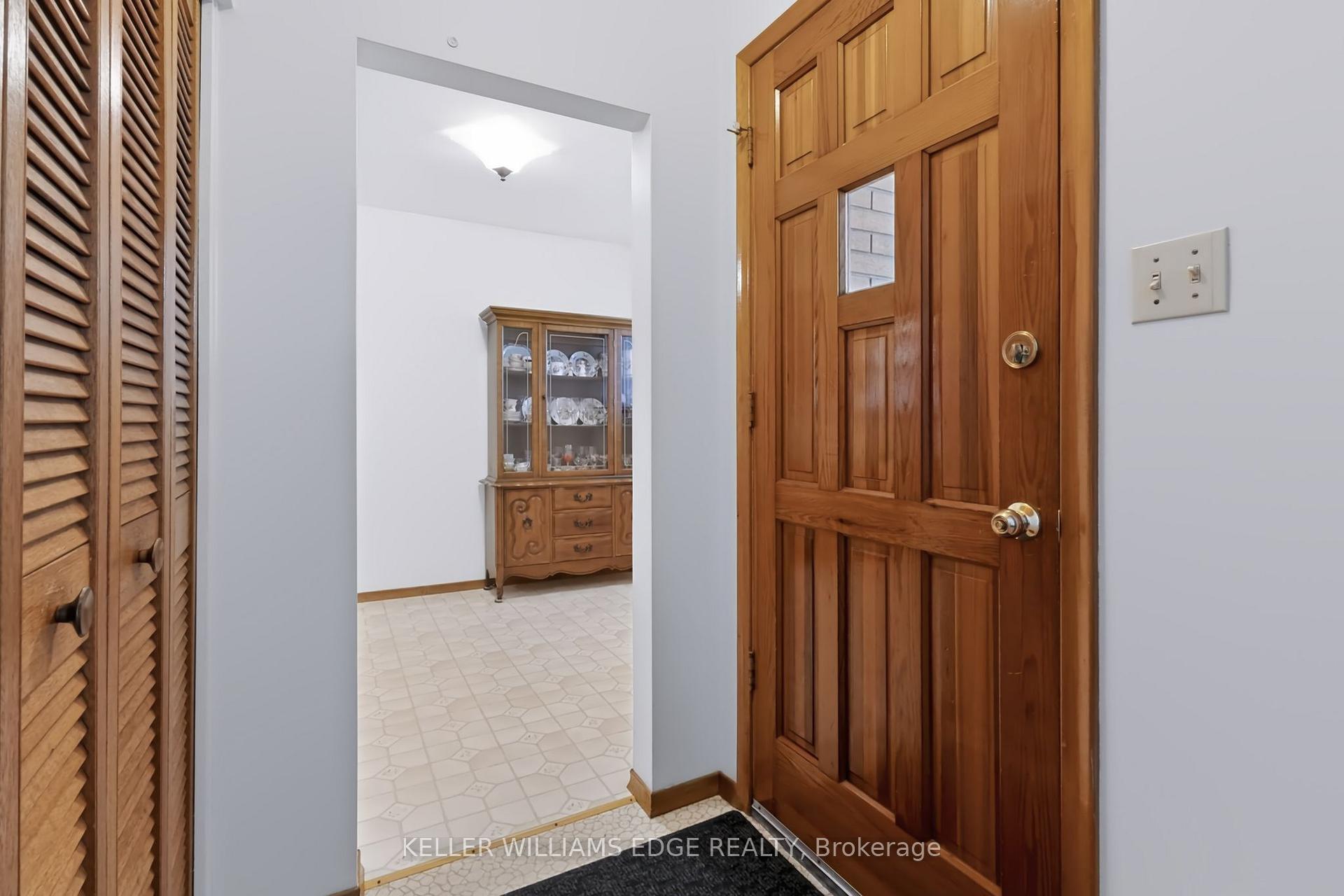Photo 6 of 35 Burrwood Drive, Hamilton, Rolston — HOMEH