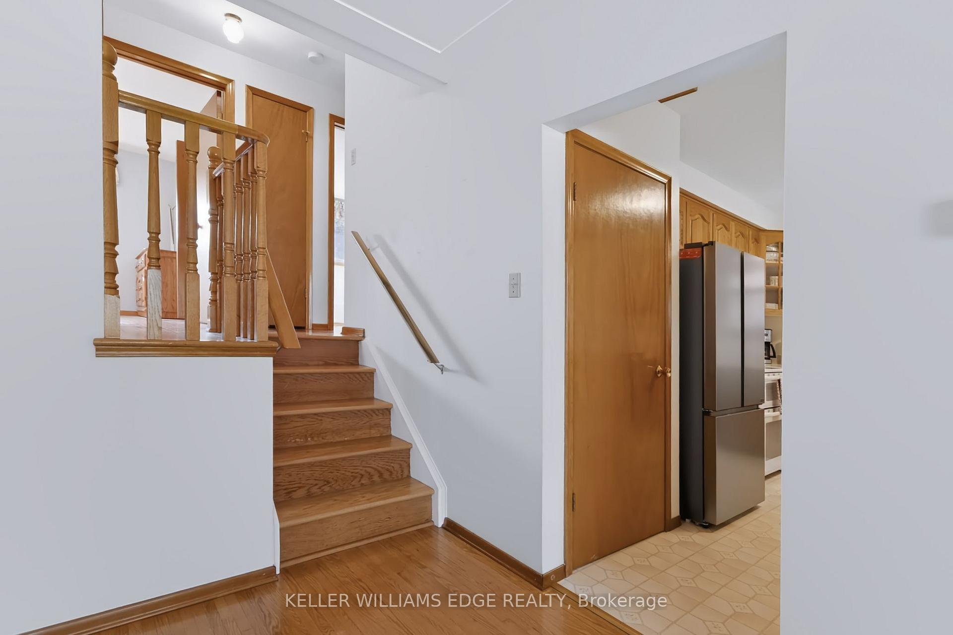 Photo 19 of 35 Burrwood Drive, Hamilton, Rolston — HOMEH