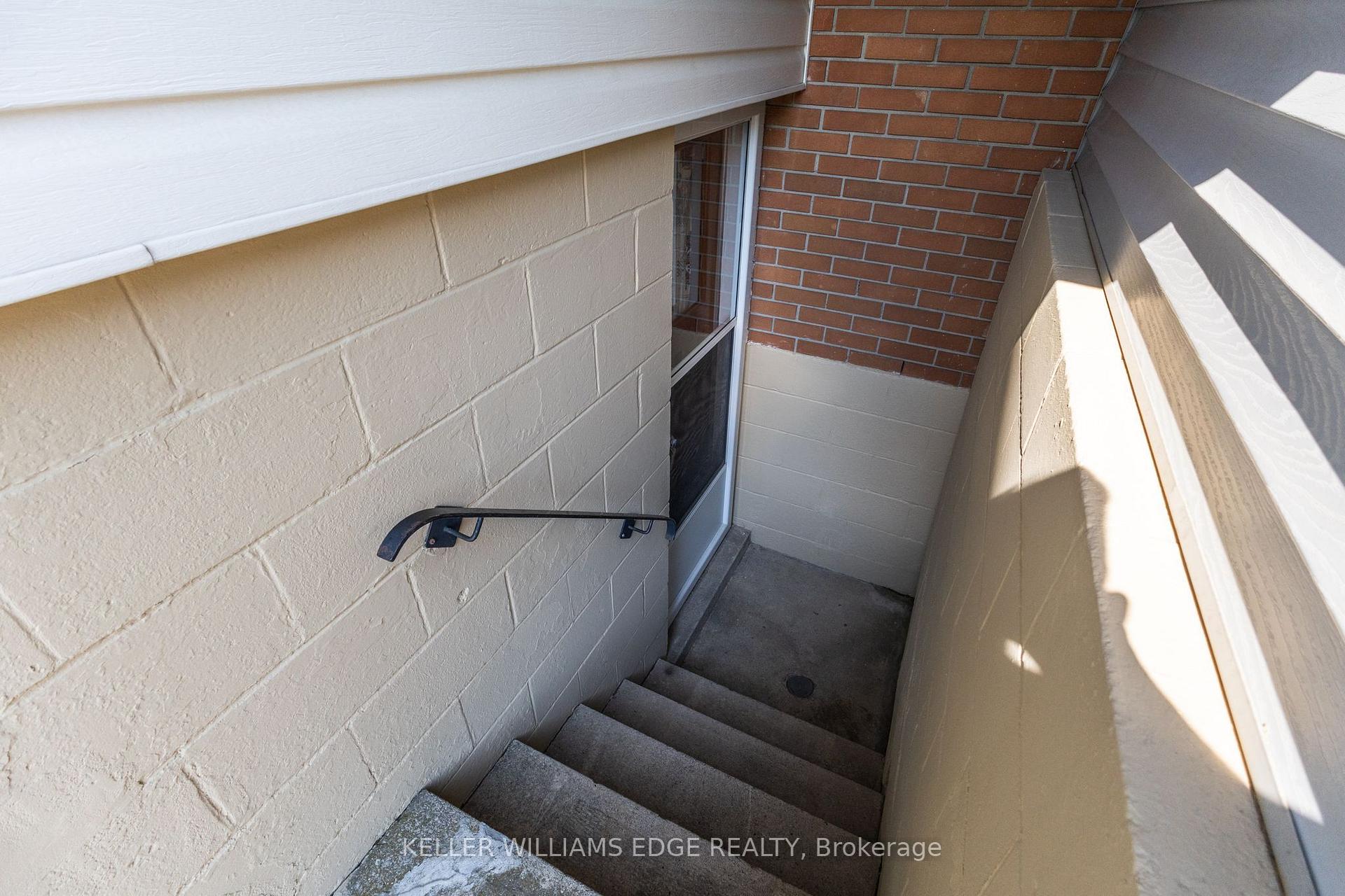 Photo 32 of 35 Burrwood Drive, Hamilton, Rolston — HOMEH