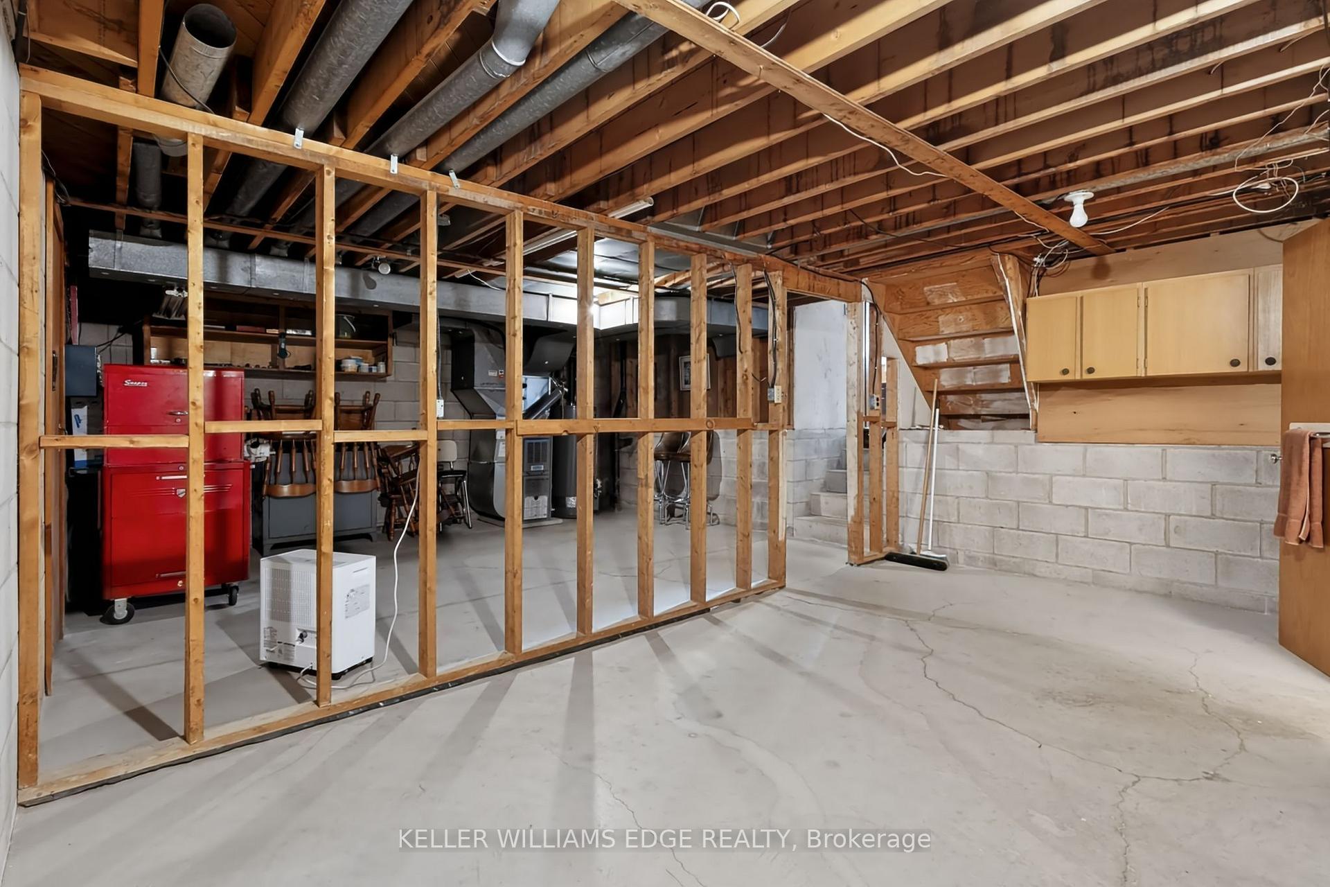 Photo 40 of 35 Burrwood Drive, Hamilton, Rolston — HOMEH