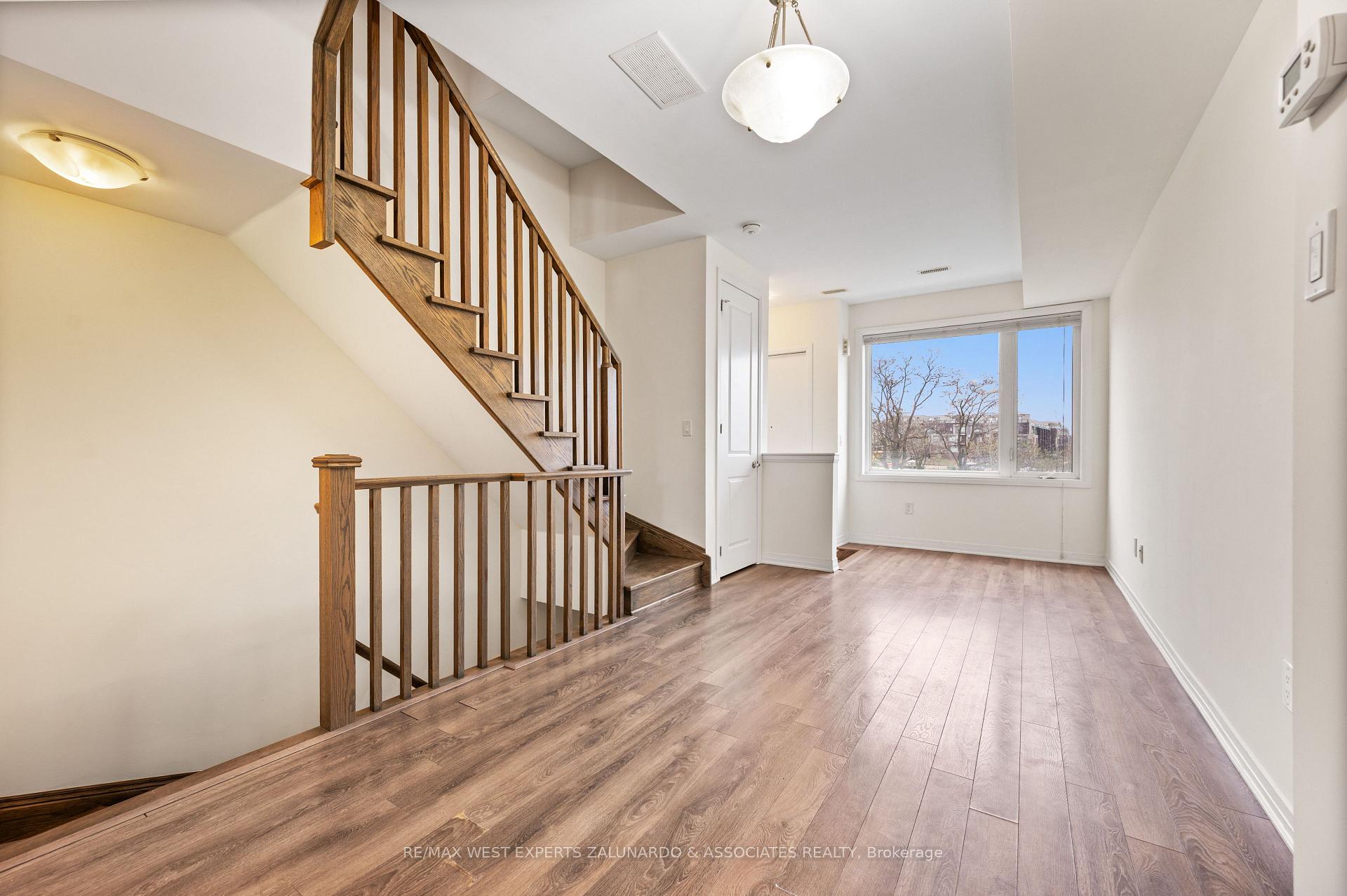 Photo 15 of Unit 3, 120 Frederick Tisdale Drive, North York, Downsview-Roding-CFB — HOMEH