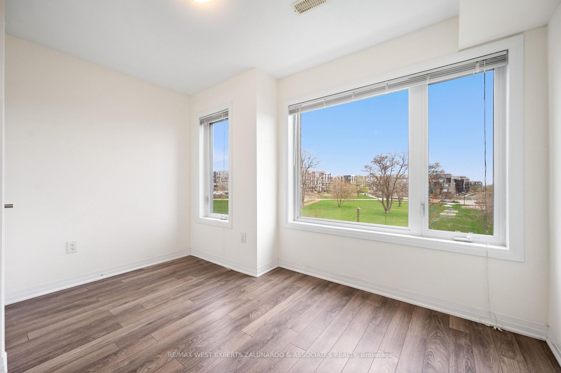 Photo 18 of Unit 3, 120 Frederick Tisdale Drive, North York, Downsview-Roding-CFB — HOMEH