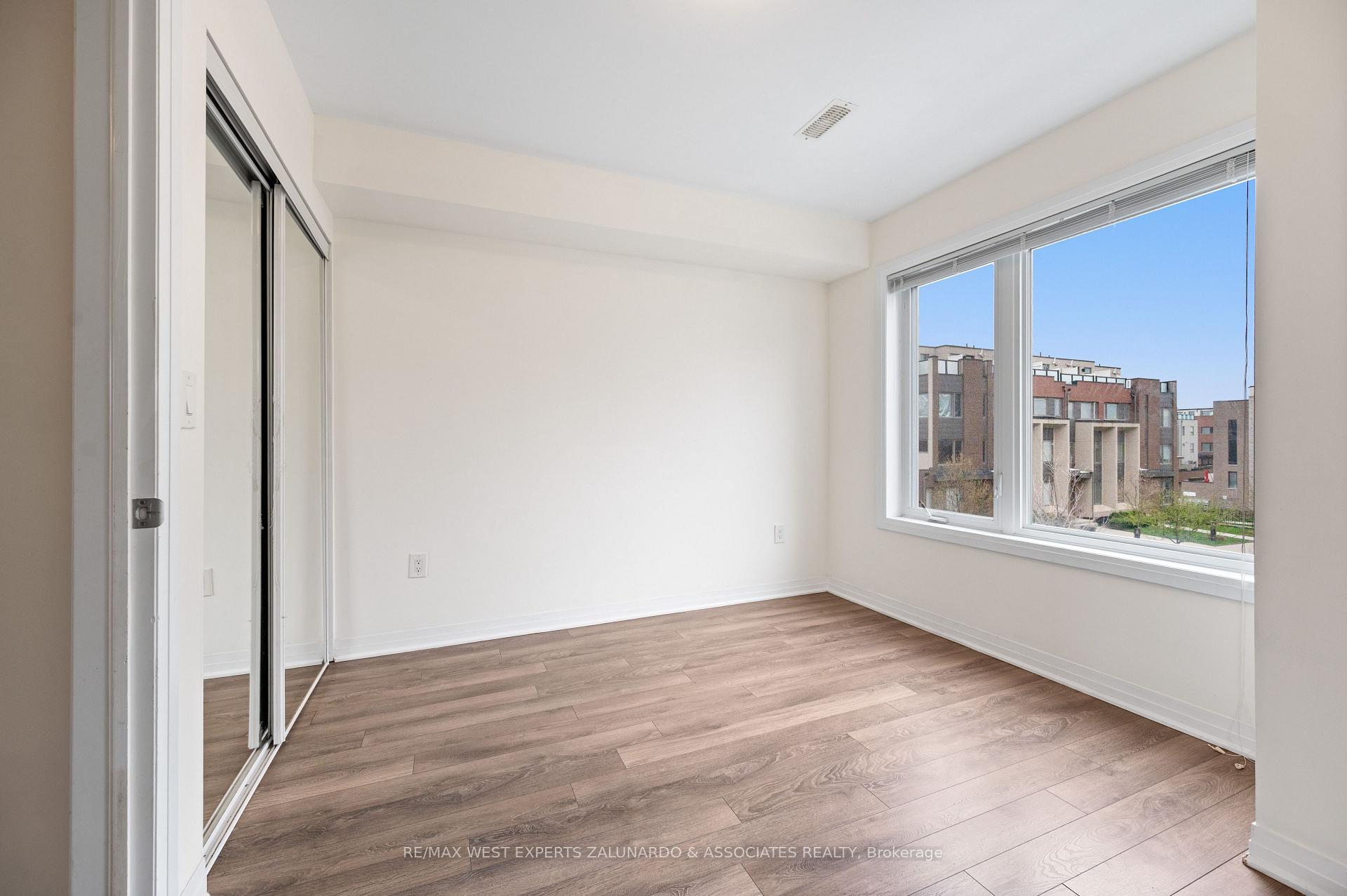 Photo 22 of Unit 3, 120 Frederick Tisdale Drive, North York, Downsview-Roding-CFB — HOMEH
