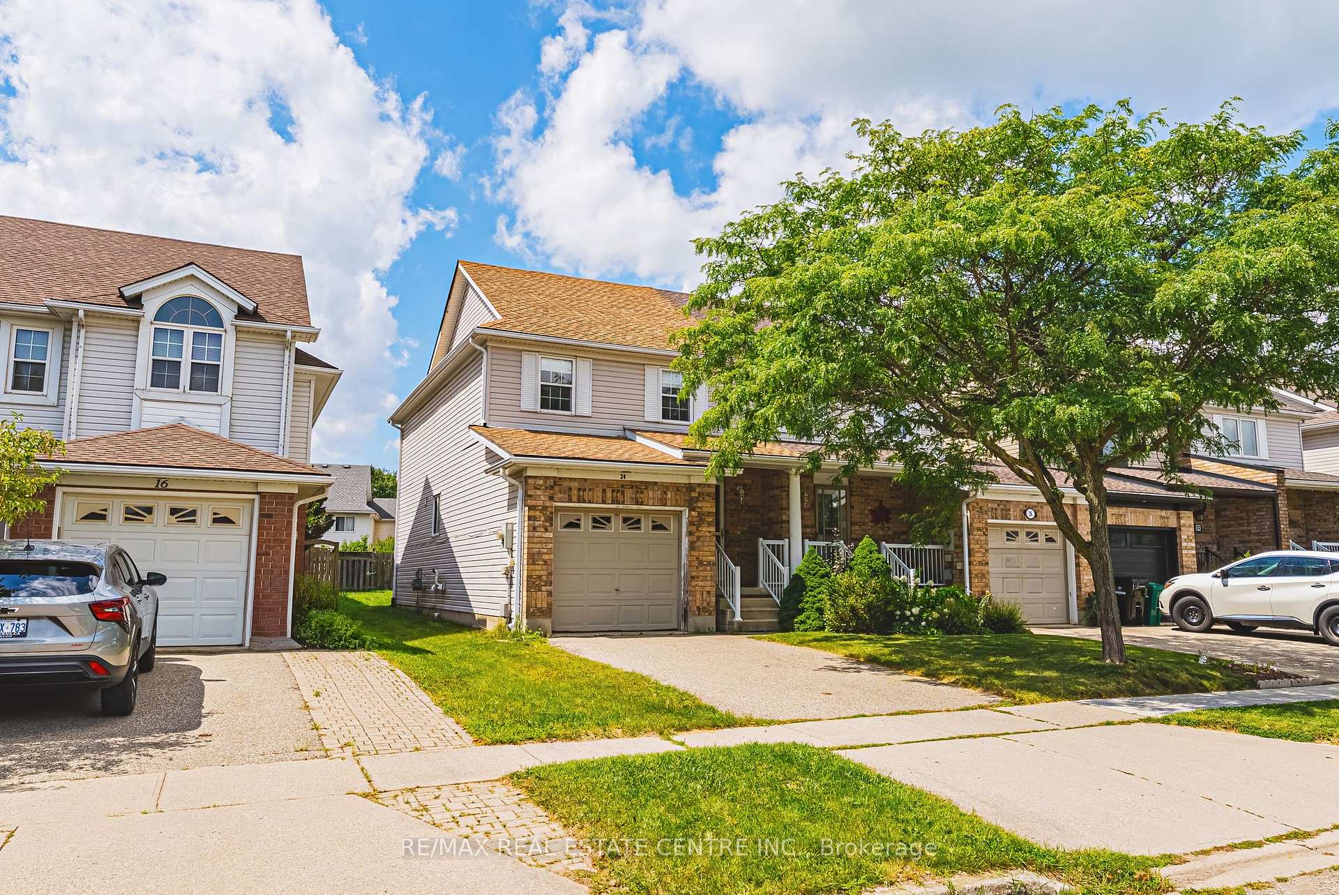 Photo 1 of 24 King William Court, Cambridge, Hespeler Village — HOMEH