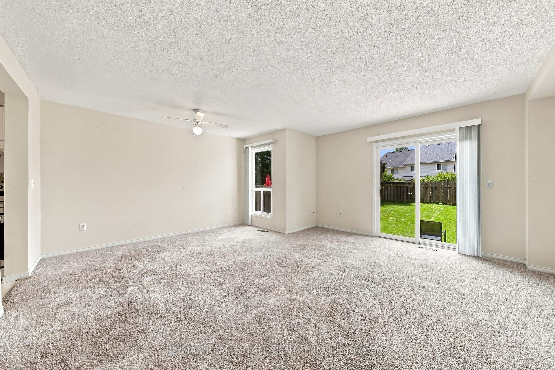 Photo 8 of 24 King William Court, Cambridge, Hespeler Village — HOMEH