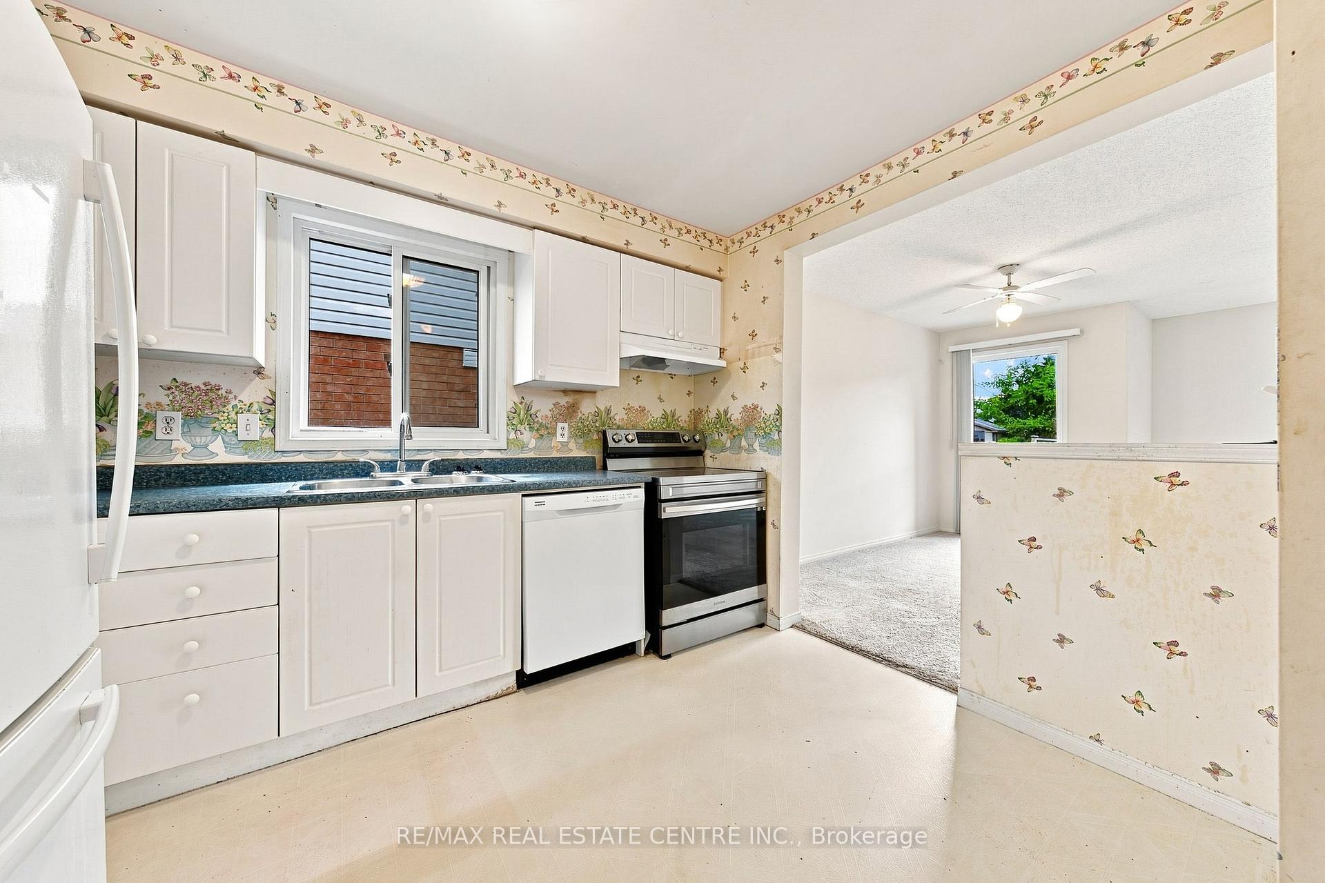 Photo 10 of 24 King William Court, Cambridge, Hespeler Village — HOMEH