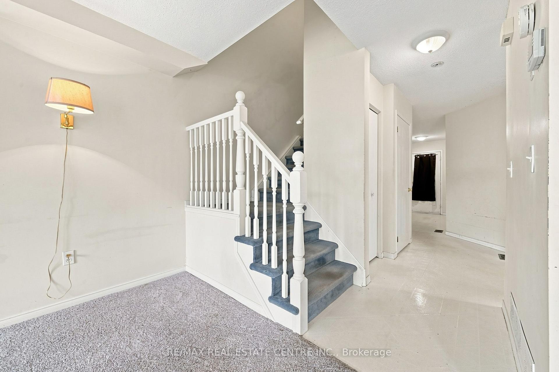 Photo 12 of 24 King William Court, Cambridge, Hespeler Village — HOMEH