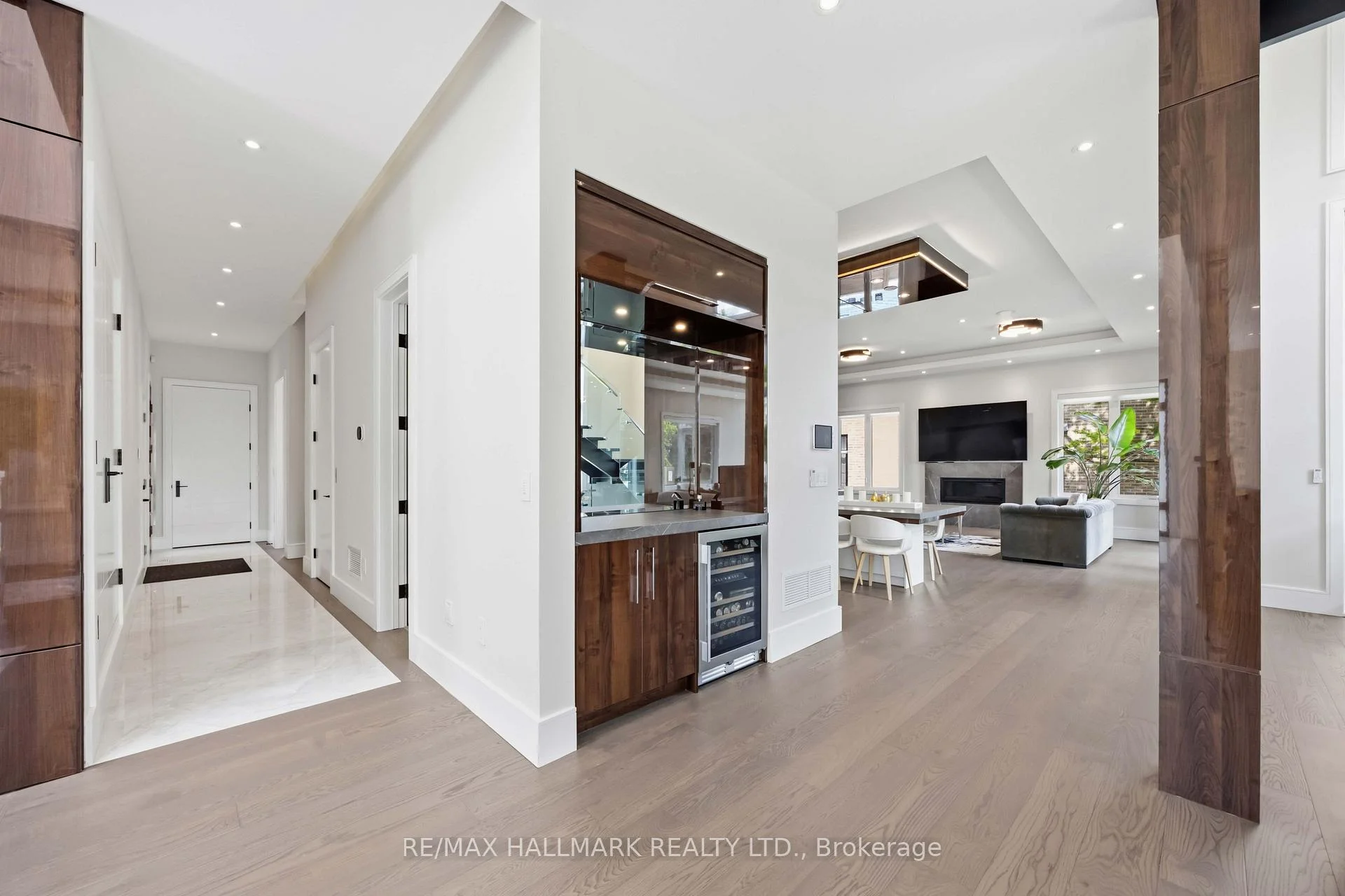 Photo 15 of 66 Forest Grove Drive, North York, Bayview Village — HOMEH