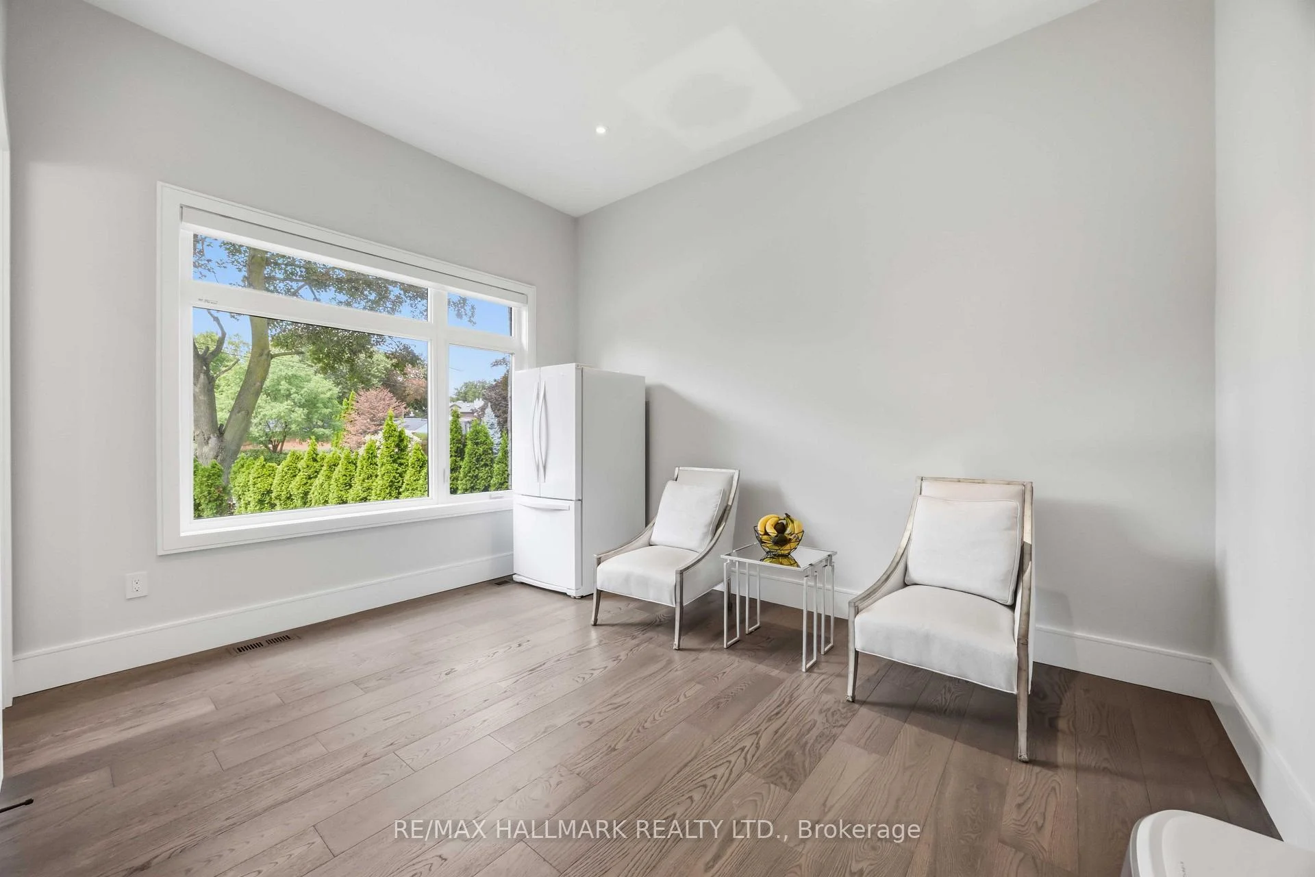Photo 47 of 66 Forest Grove Drive, North York, Bayview Village — HOMEH
