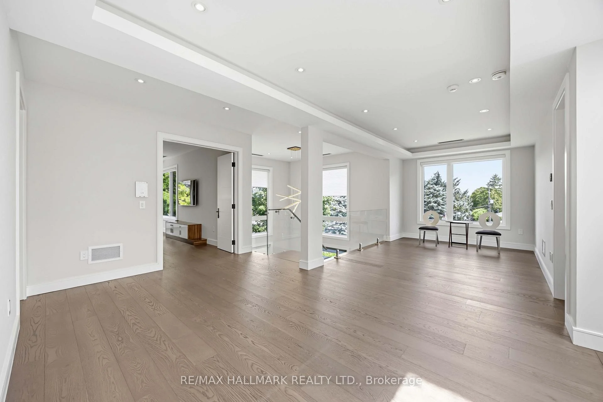 Photo 50 of 66 Forest Grove Drive, North York, Bayview Village — HOMEH