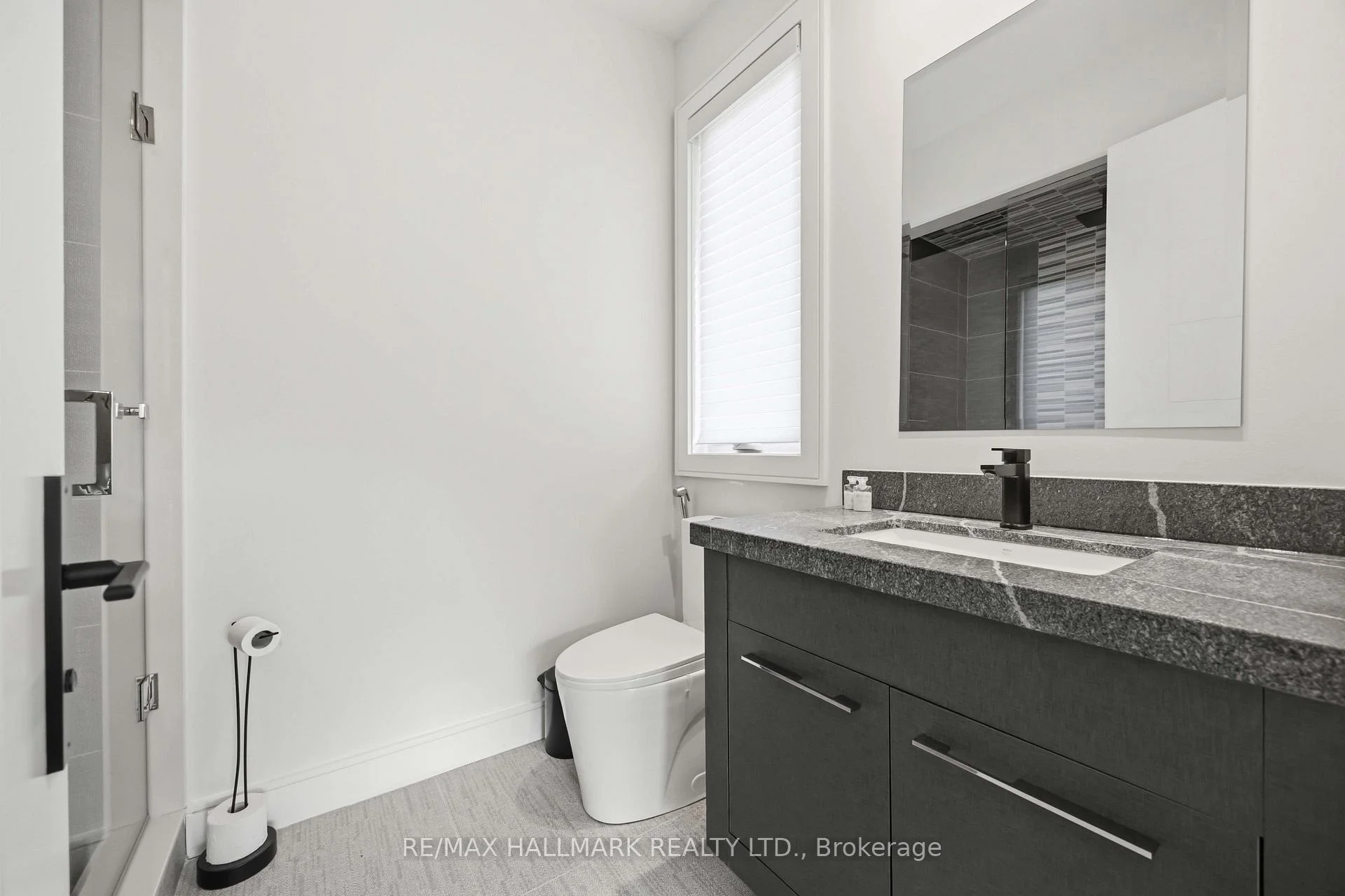 Photo 53 of 66 Forest Grove Drive, North York, Bayview Village — HOMEH