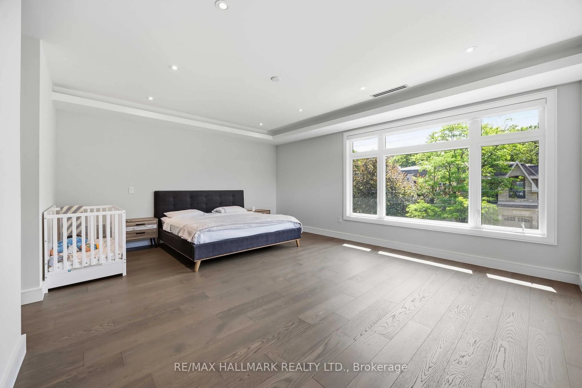 Photo 62 of 66 Forest Grove Drive, North York, Bayview Village — HOMEH