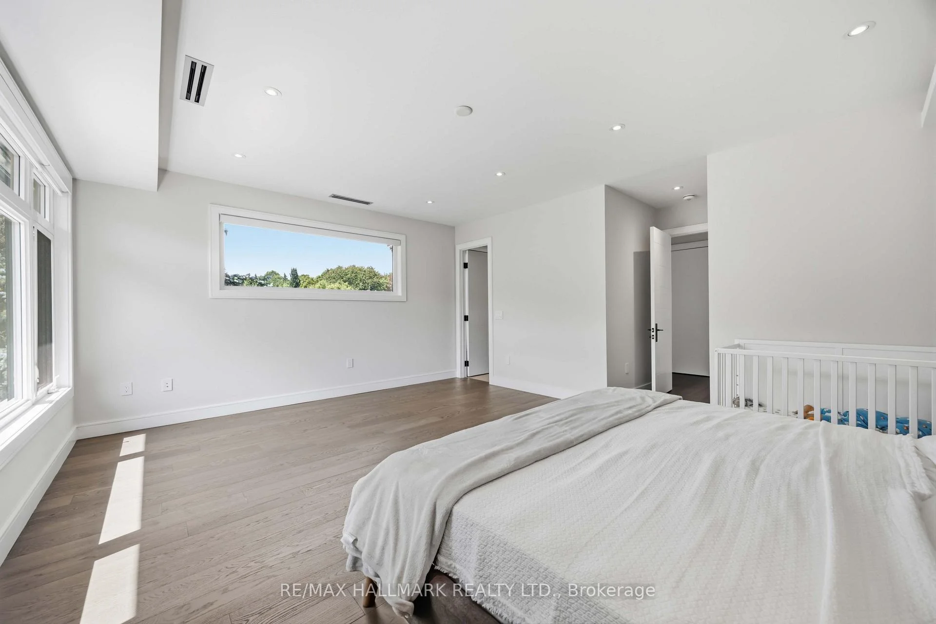 Photo 63 of 66 Forest Grove Drive, North York, Bayview Village — HOMEH