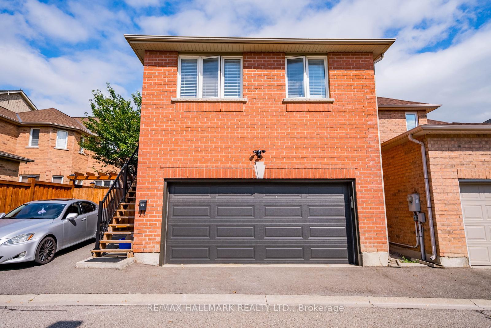 Photo 3 of Unit Coach House, 29 Hosta Avenue, Markham, Cornell — HOMEH