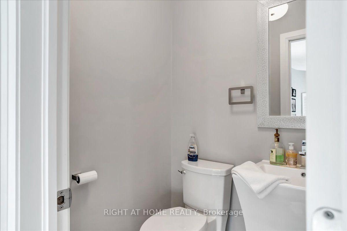 Photo 8 of 88 Cook Street, Barrie, Codrington — HOMEH